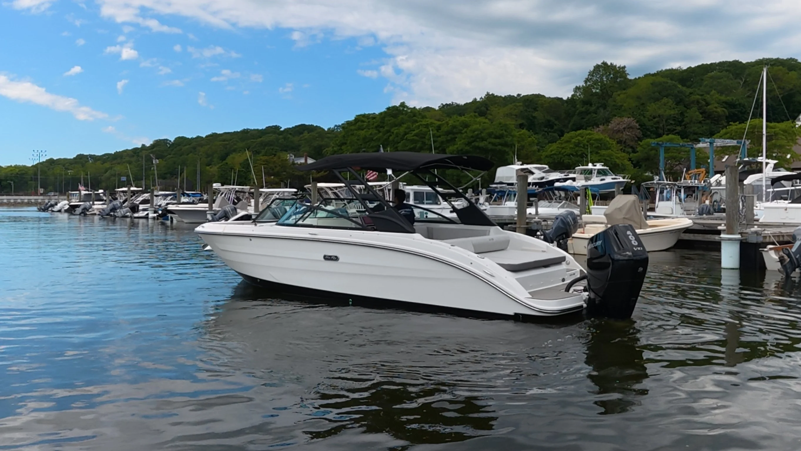 2025 Sea Ray SDX 270 Outboard Image Thumbnail #33
