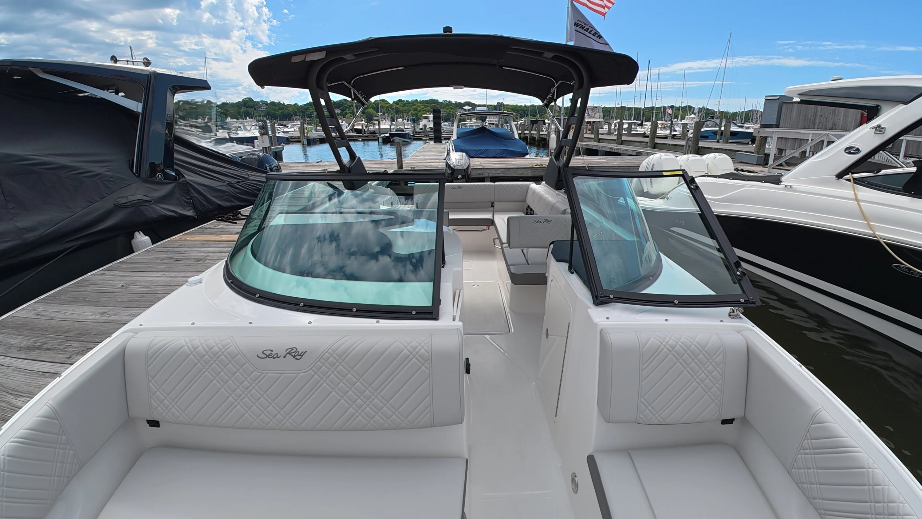 2025 Sea Ray SDX 270 Outboard Image Thumbnail #30