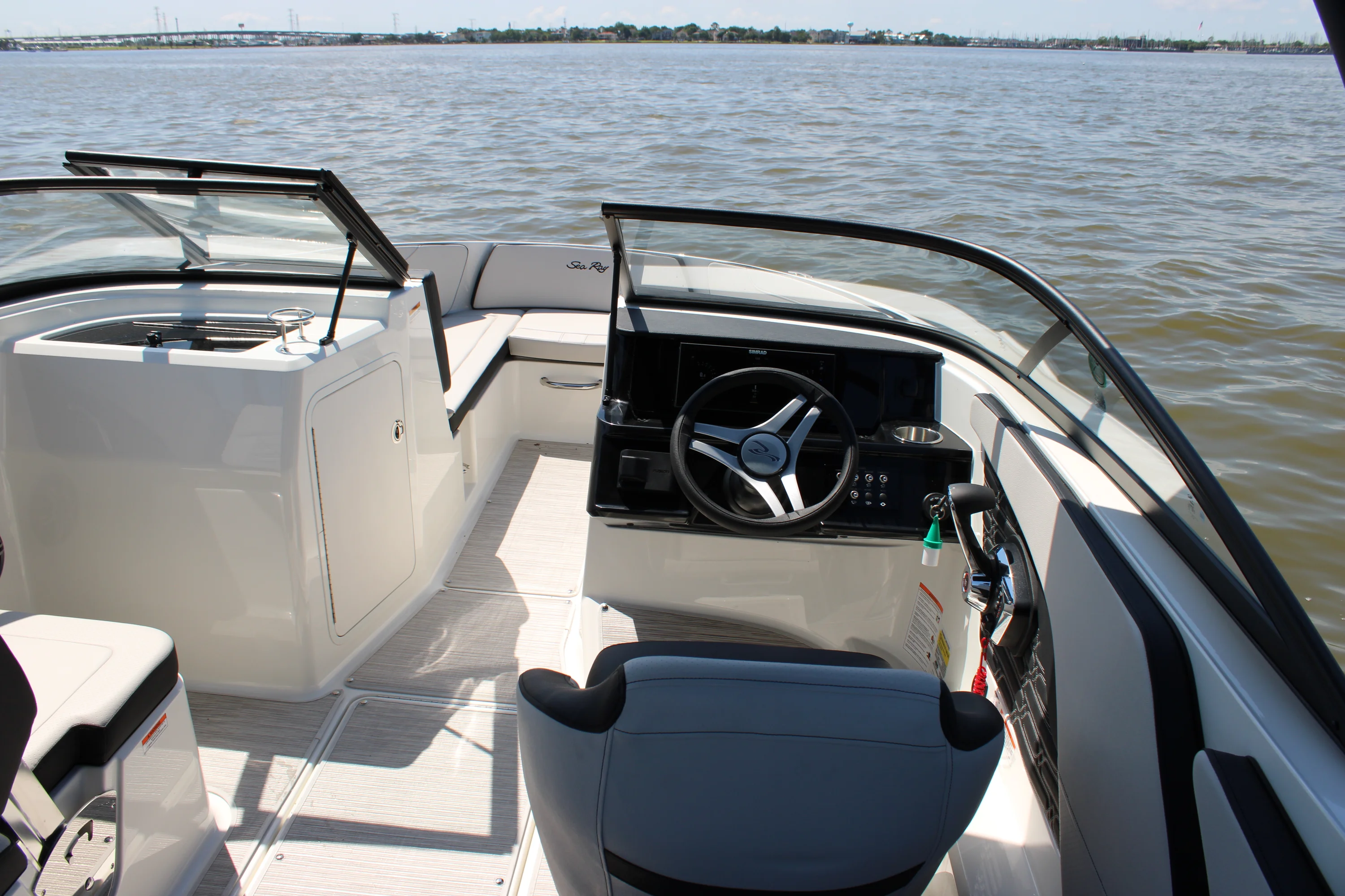 2026 Sea Ray SPX 210 Outboard Image Thumbnail #27