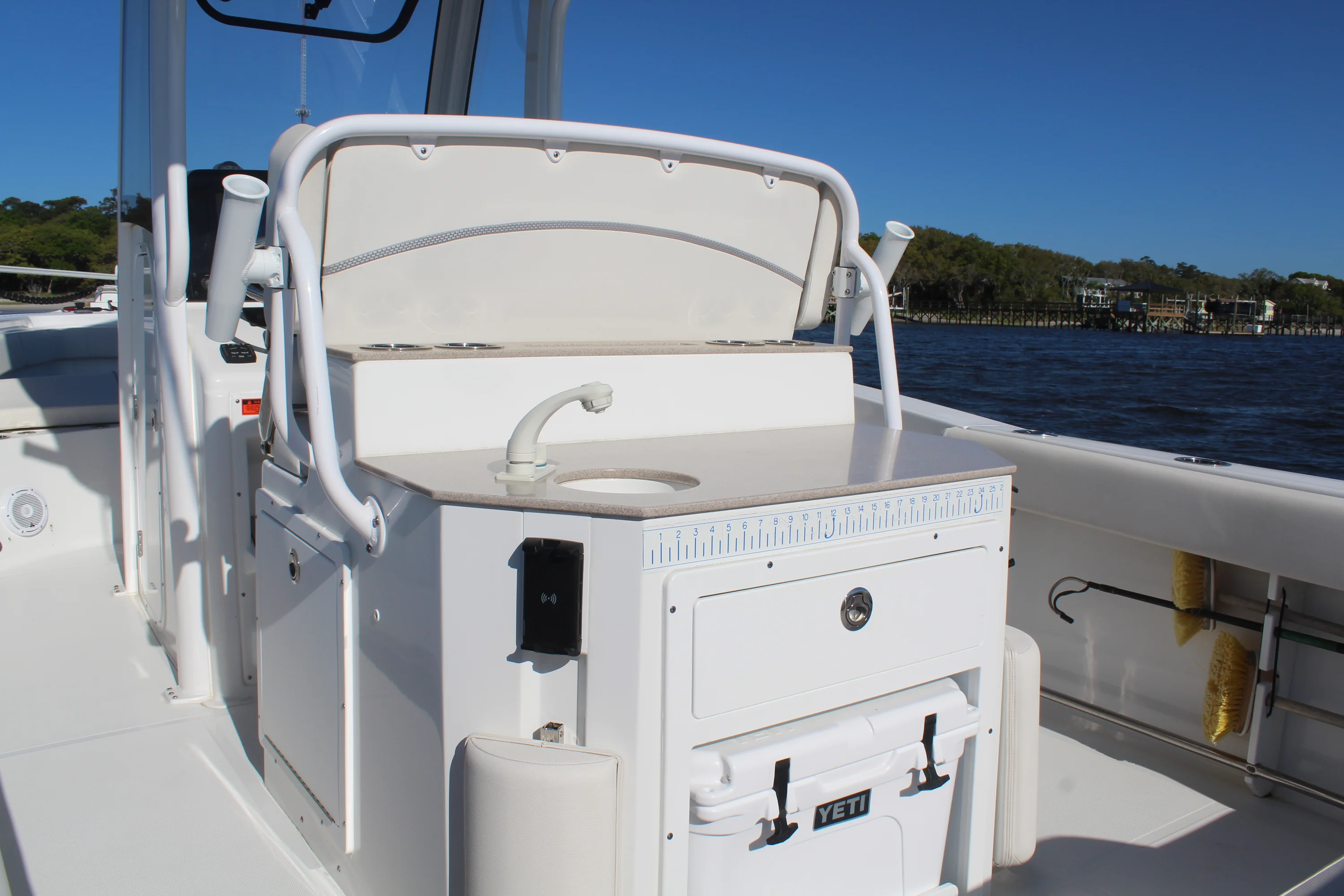 2023 Sea Hunt ULTRA 275 SE Image Thumbnail #15