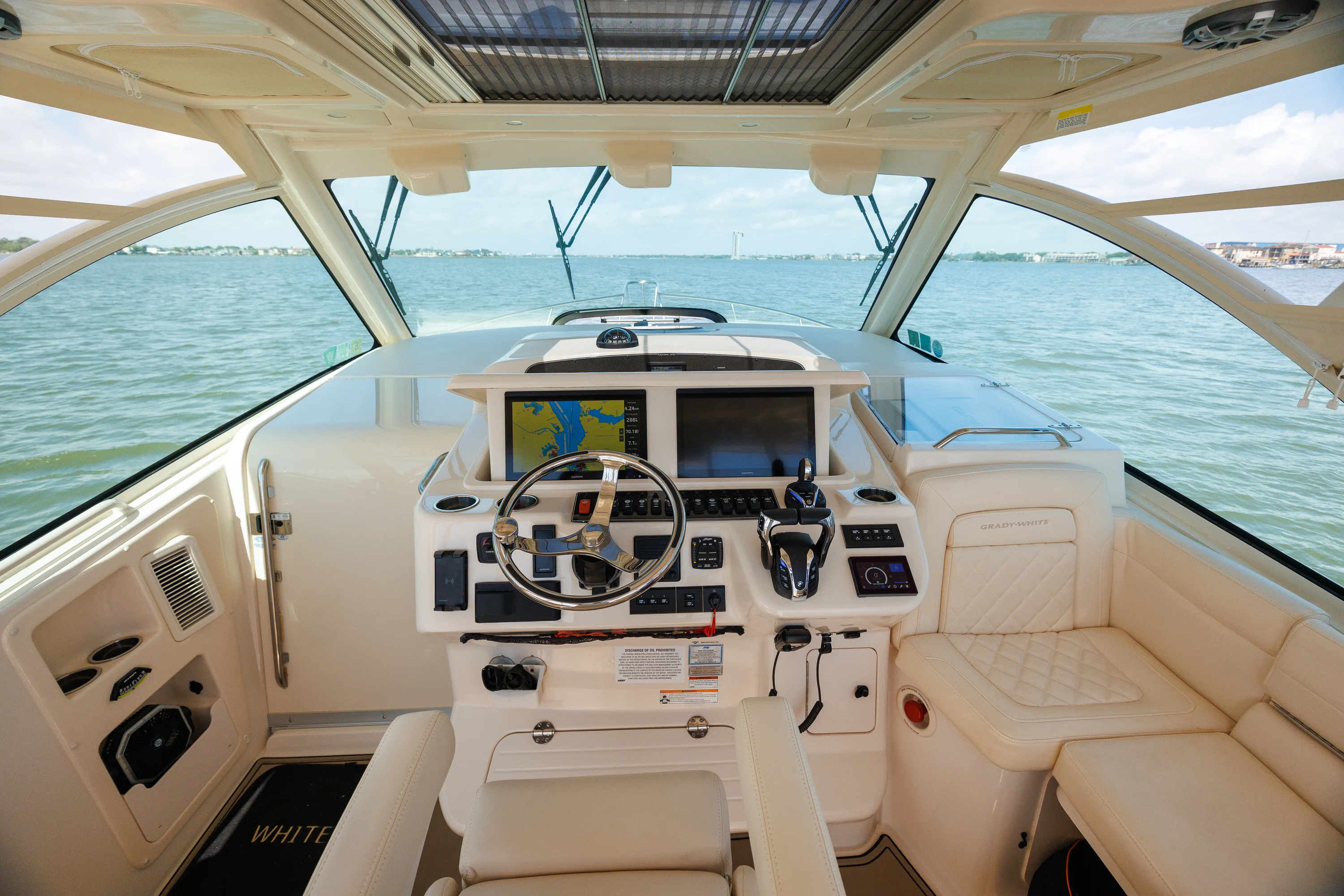 2023 Grady-White 370 EXPRESS Image Thumbnail #25