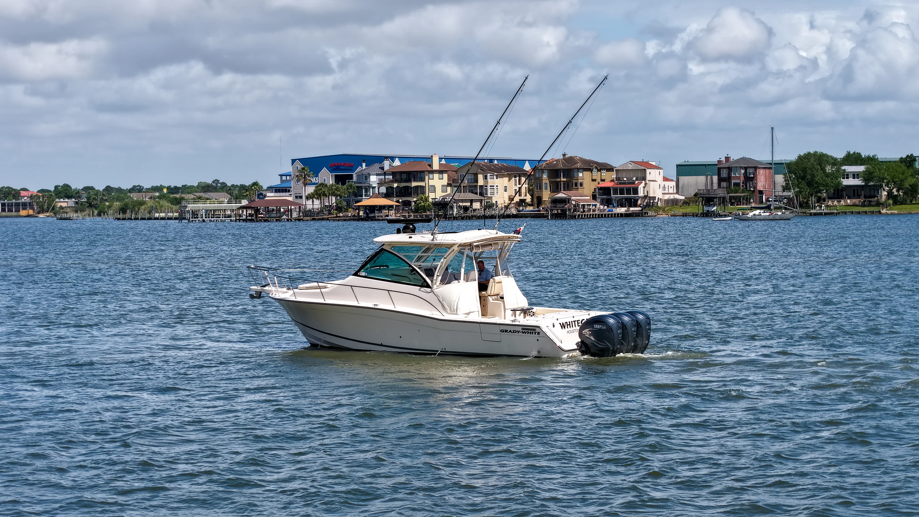 2023 Grady-White 370 EXPRESS Image Thumbnail #1