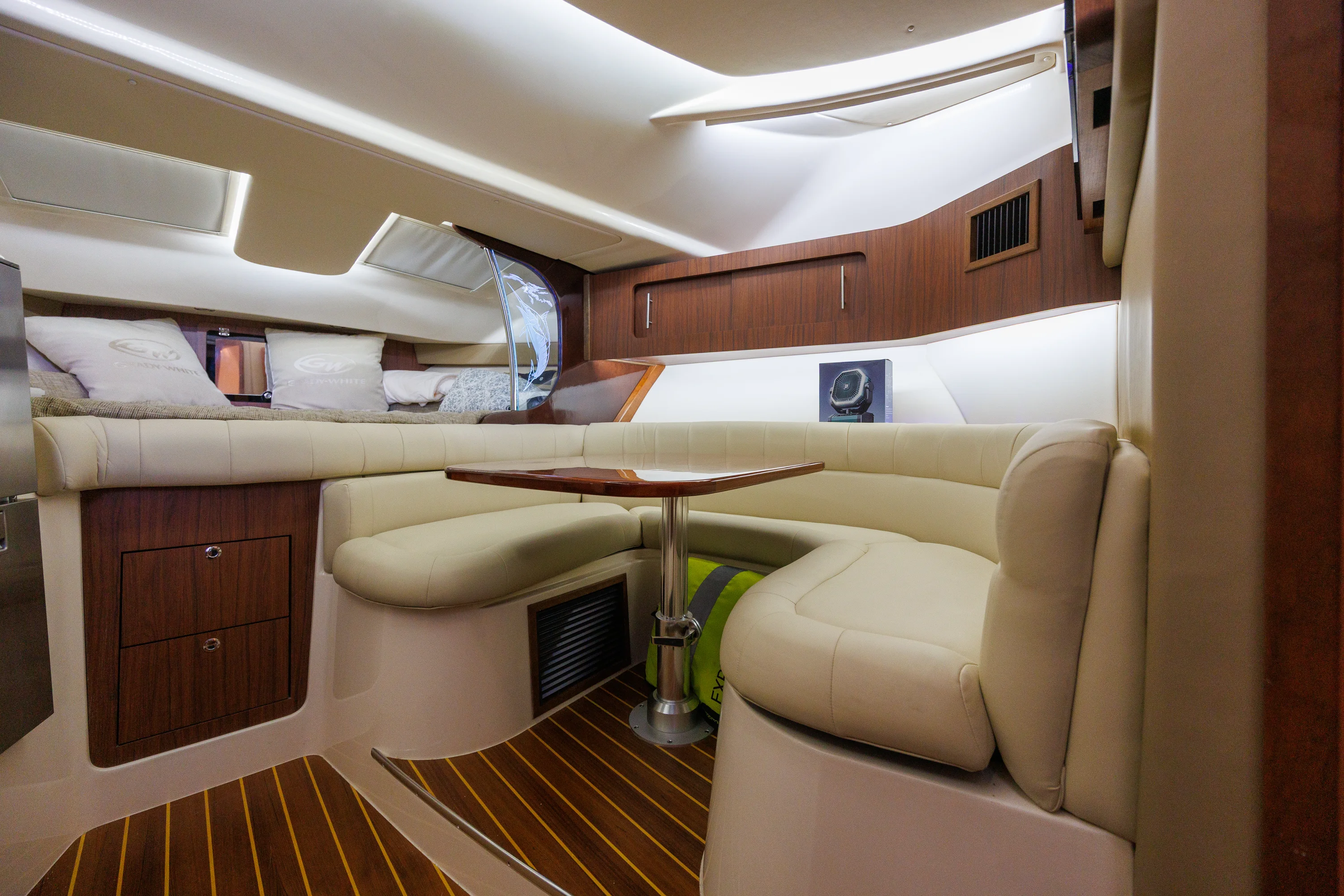 2023 Grady-White 370 EXPRESS Image Thumbnail #45