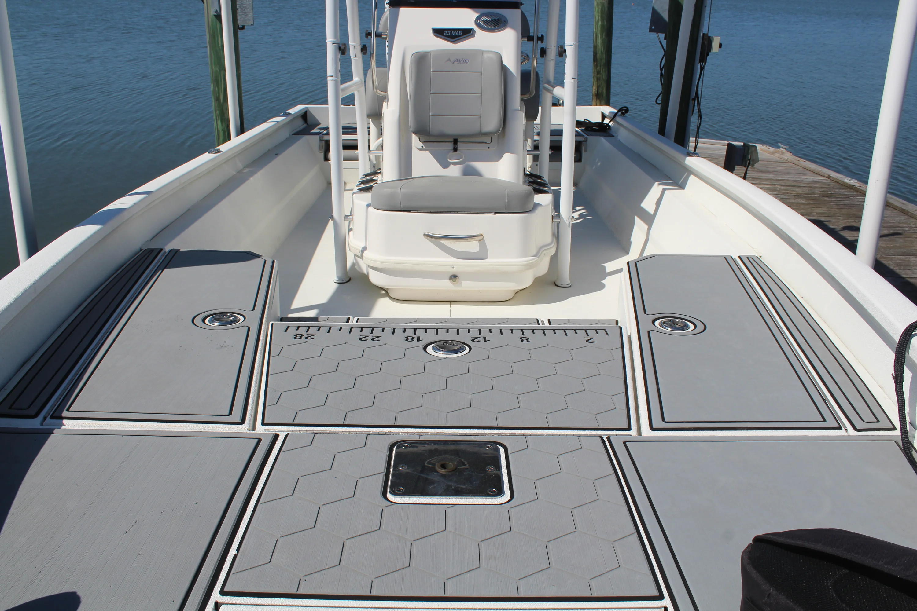 2022 Avid 23 FS MAG Image Thumbnail #12