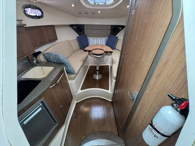 2016 Boston Whaler 315 CONQUEST Image Thumbnail #22