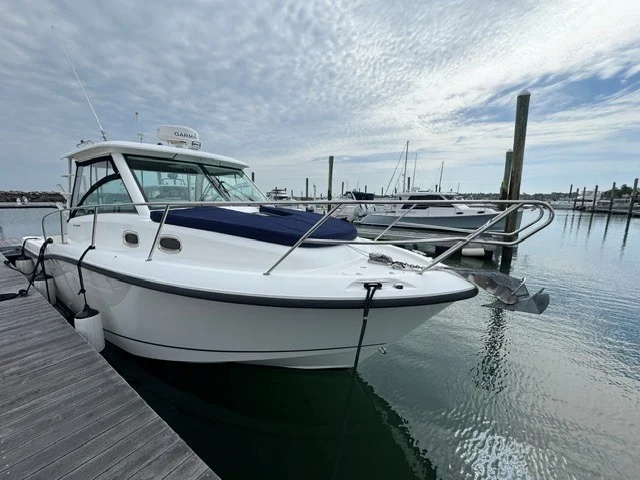 2016 Boston Whaler 315 CONQUEST Image Thumbnail #2