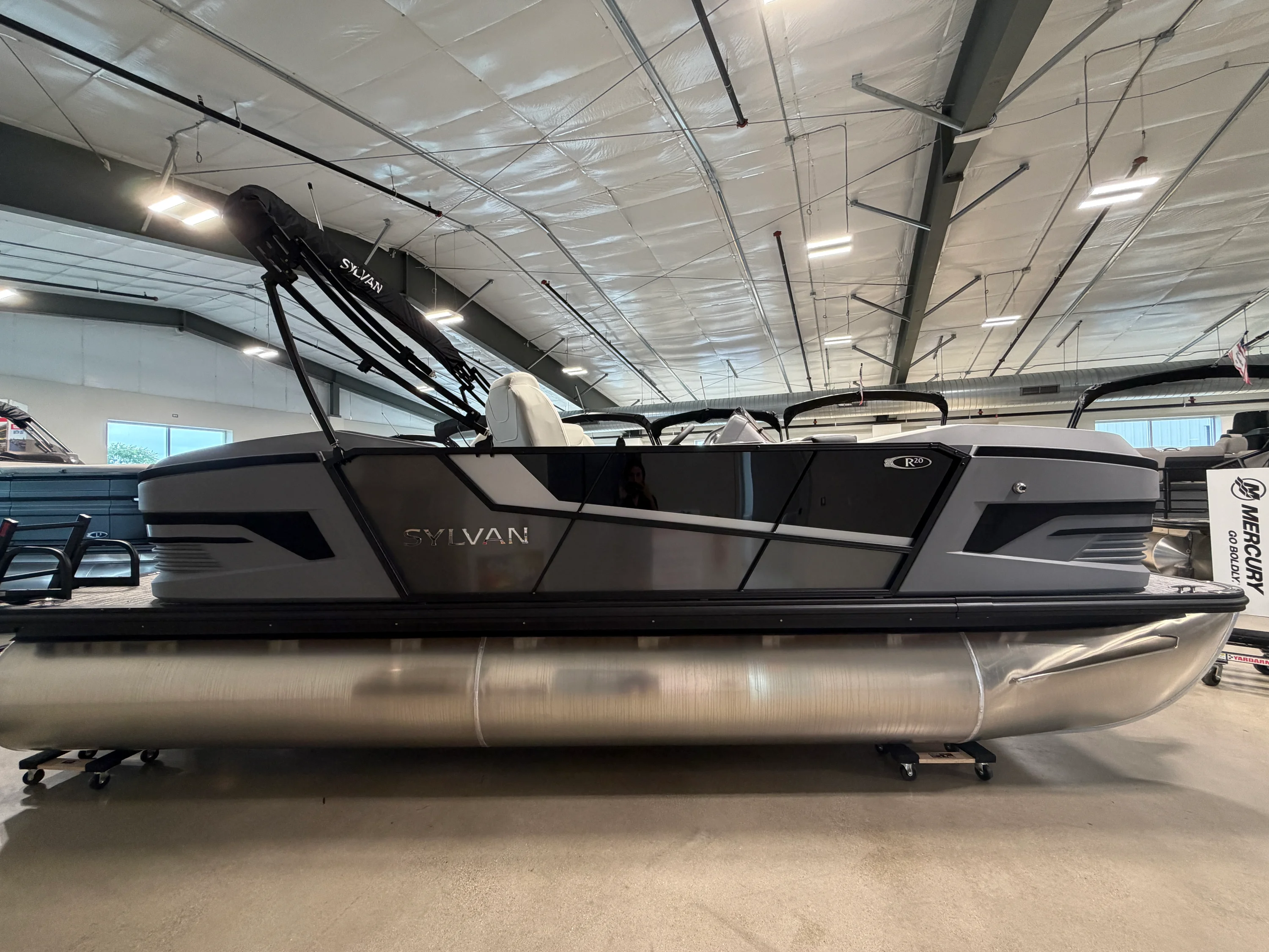 2027 Sylvan R-20 Q DH Image Thumbnail #2