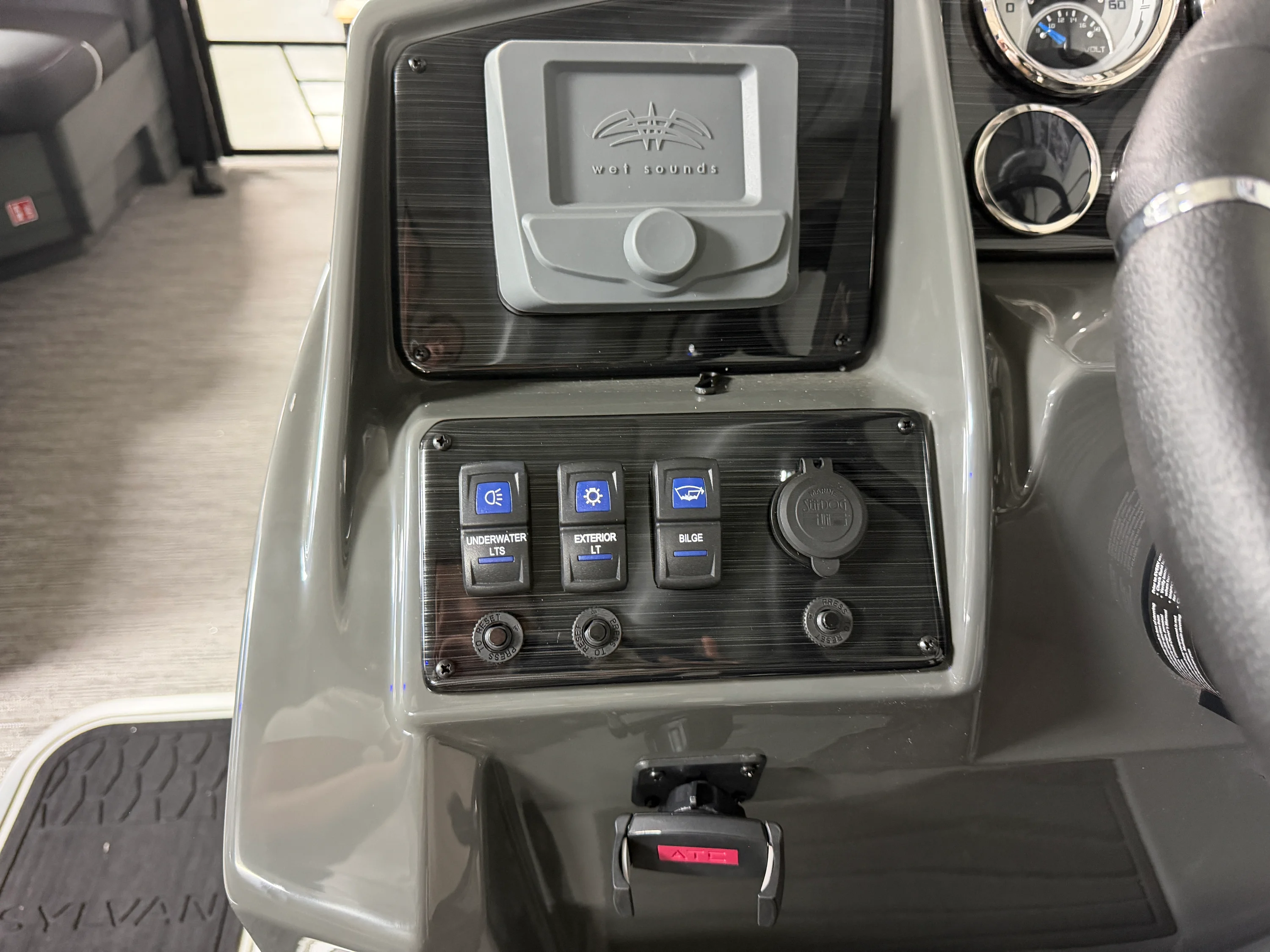 2026 Sylvan MIRAGE X3 DLZ BAR Image Thumbnail #16