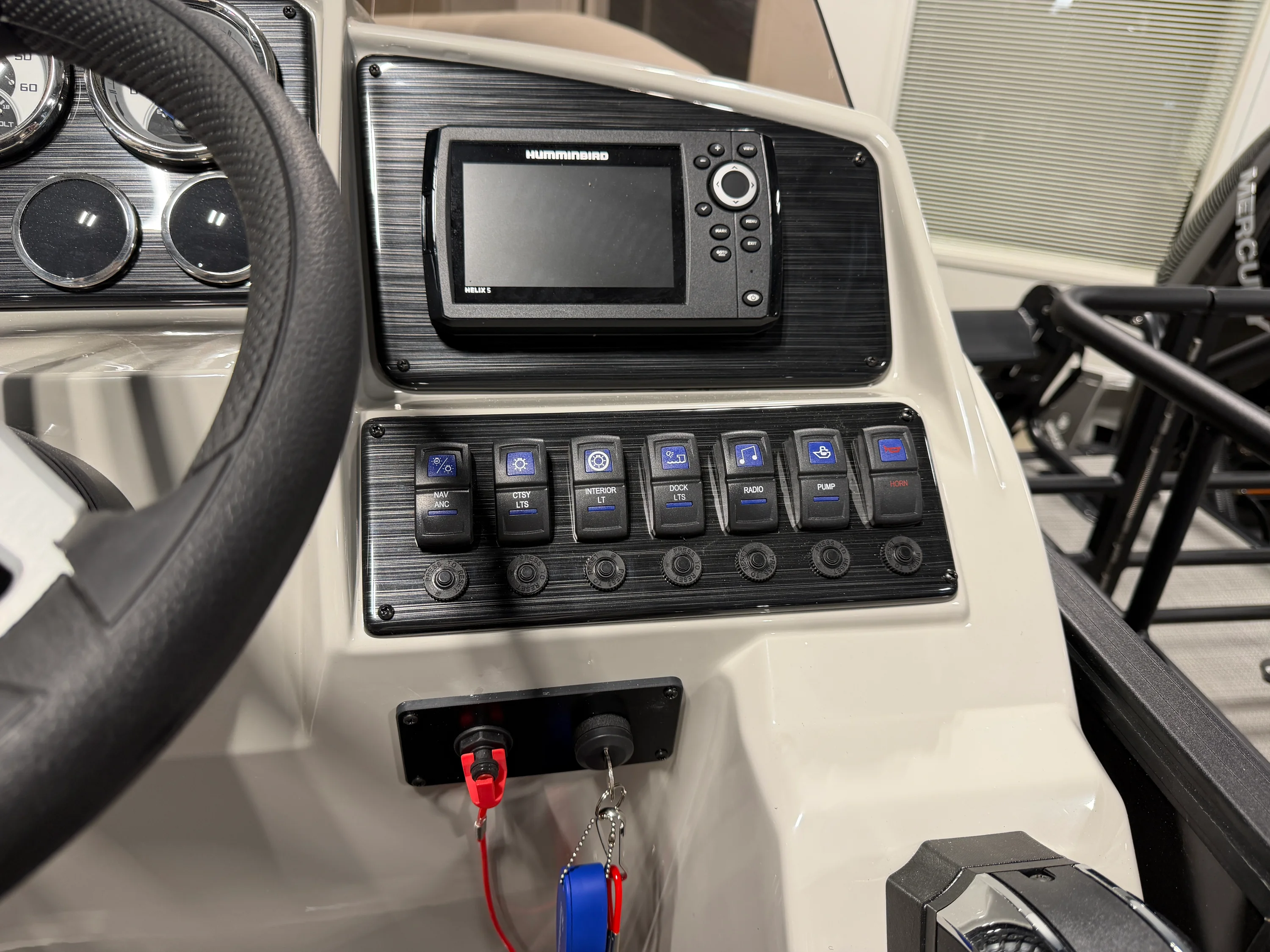 2026 Sylvan MIRAGE X3 DLZ BAR Image Thumbnail #17