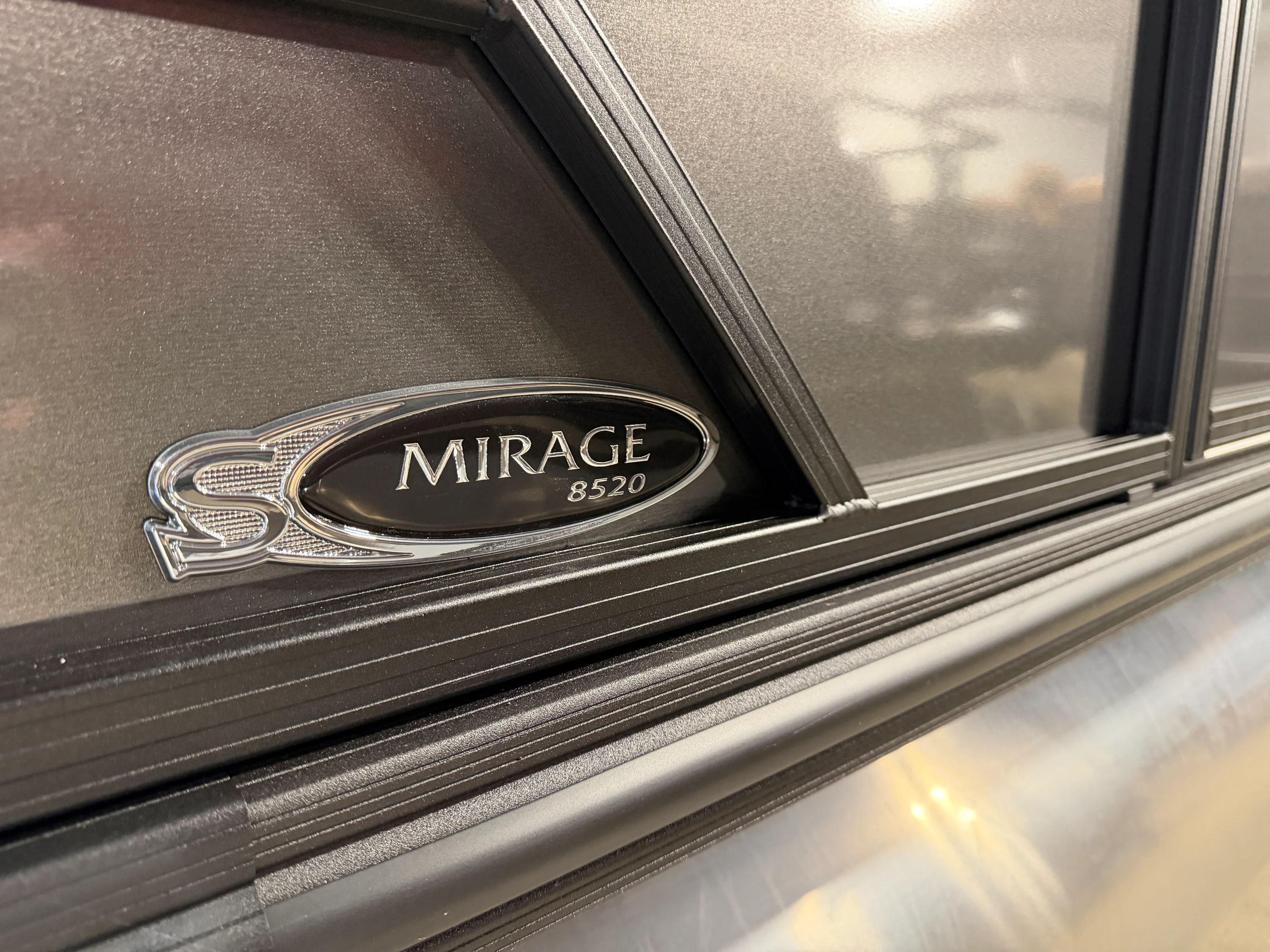 2027 Sylvan MIRAGE 8520 CLZ DH Image Thumbnail #1