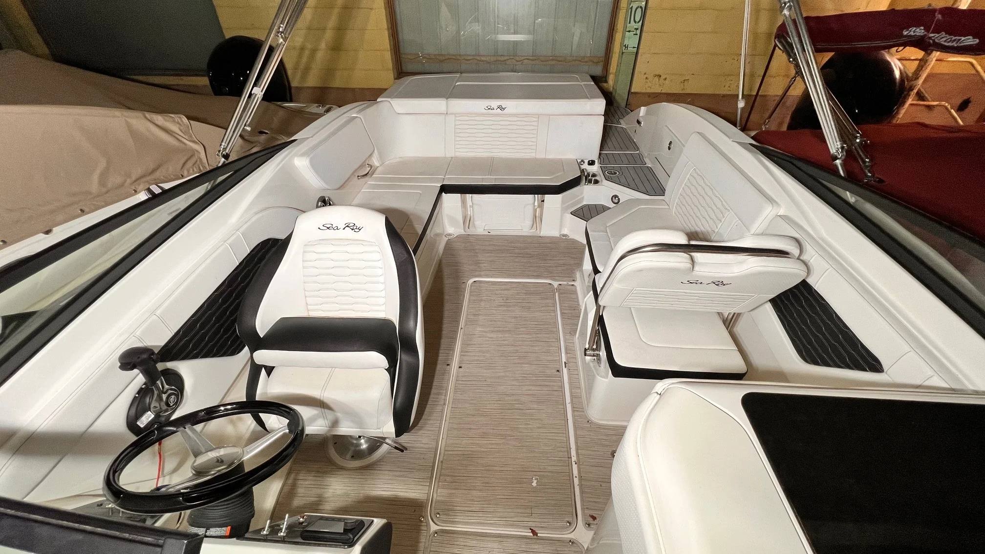 2021 Sea Ray 230 SPX Image Thumbnail #10