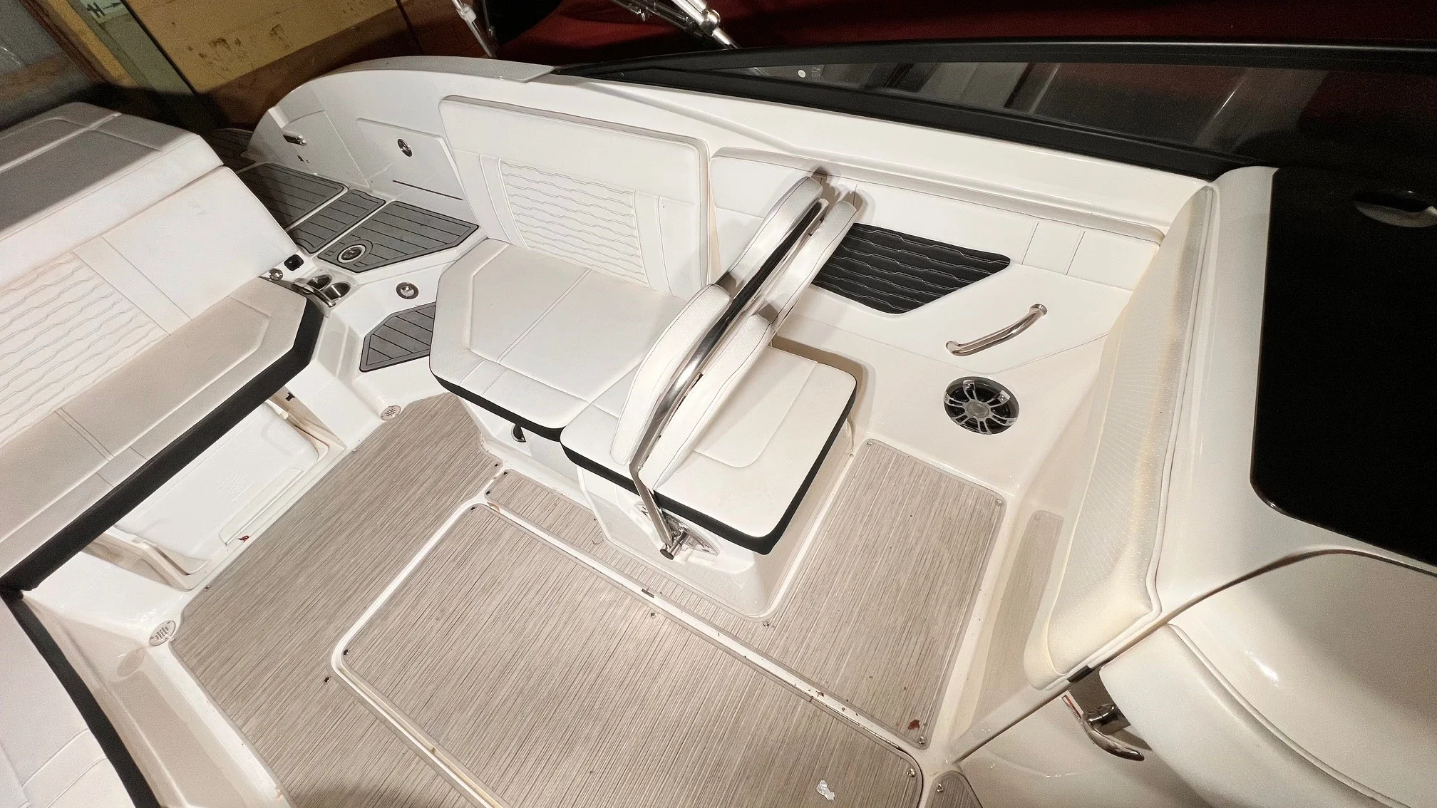 2021 Sea Ray 230 SPX Image Thumbnail #11