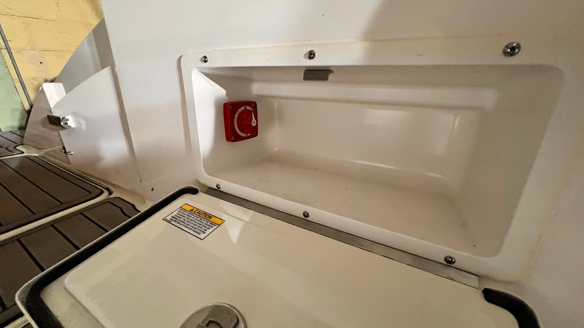 2021 Sea Ray 230 SPX Image Thumbnail #16