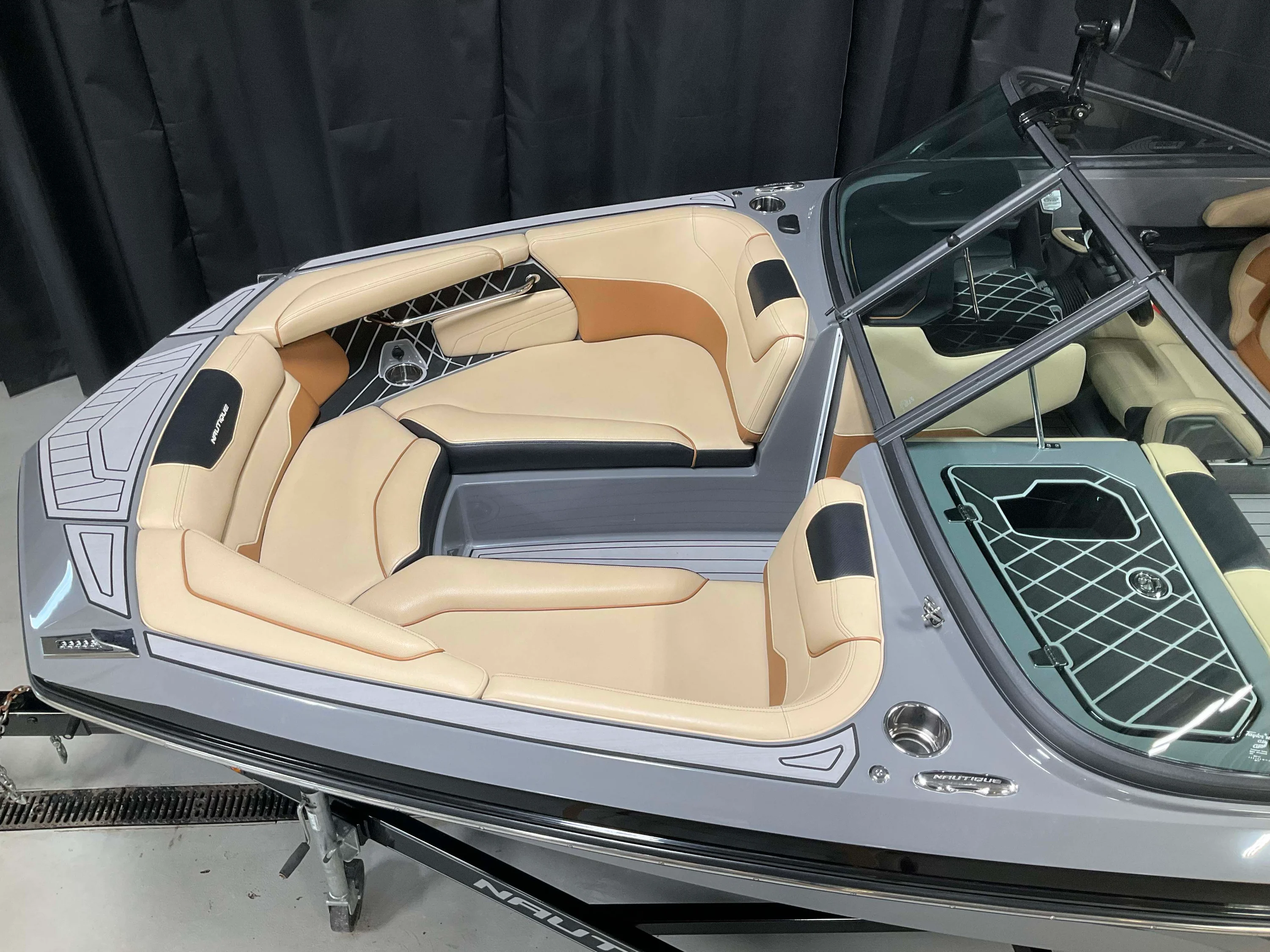 2019 Nautique GS22 Image Thumbnail #9