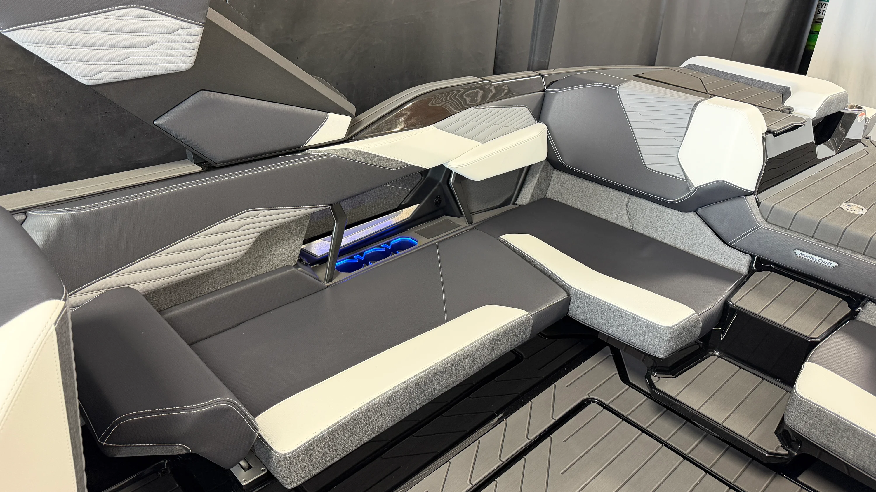 2026 Mastercraft X24 Image Thumbnail #31