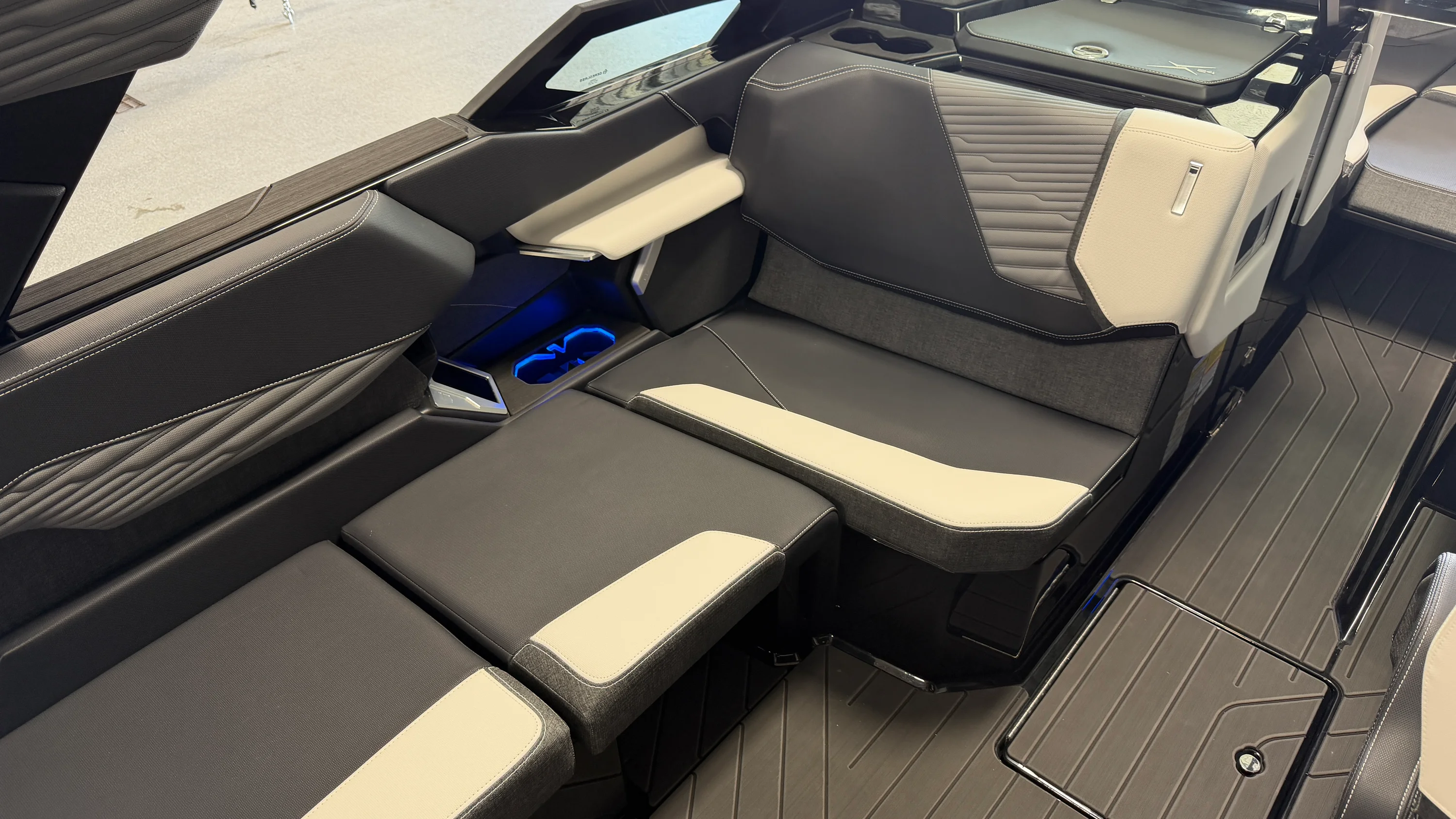2026 Mastercraft X24 Image Thumbnail #48