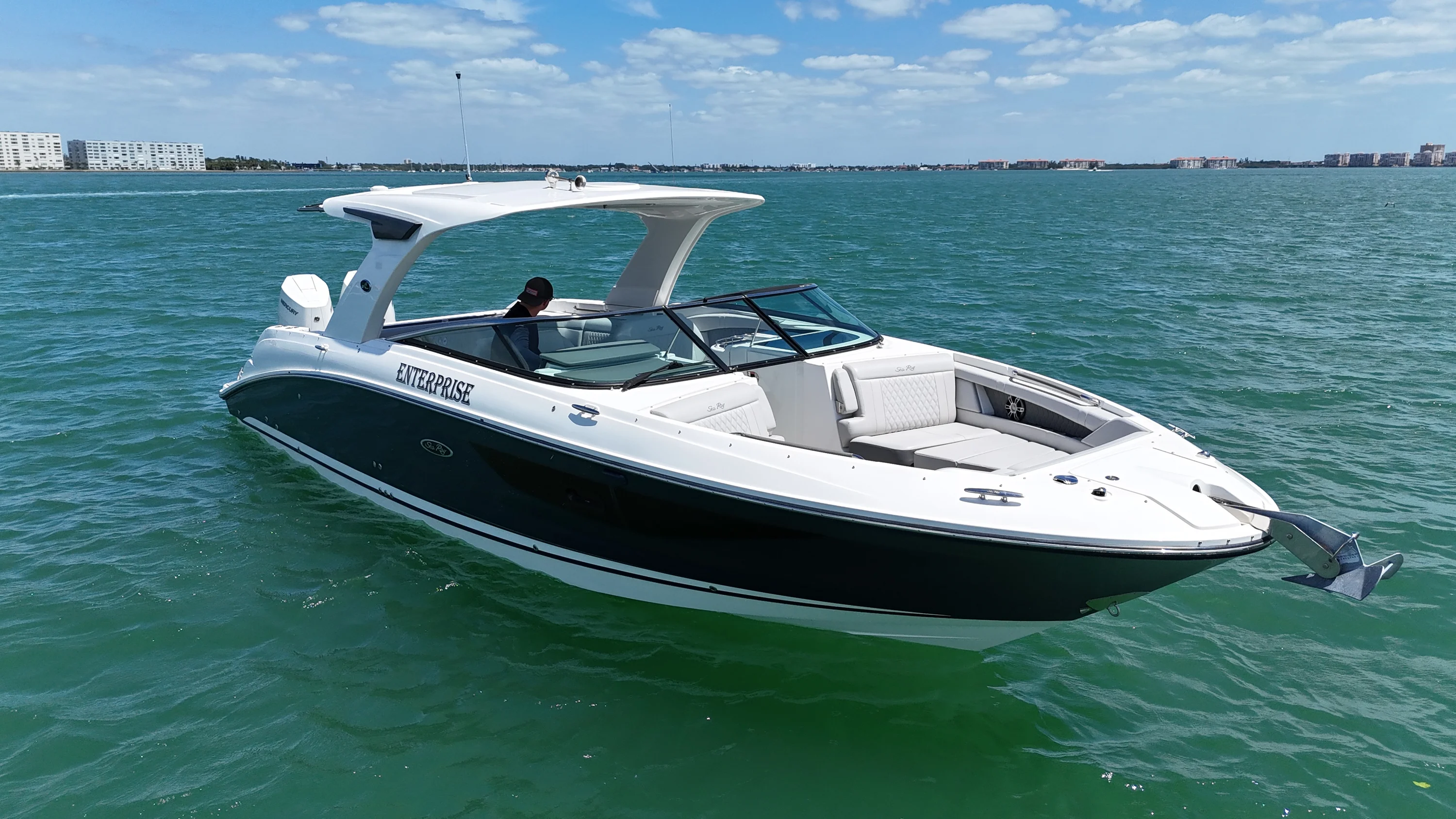 2024 Sea Ray SLX 350 OUTBOARD Image Thumbnail #5