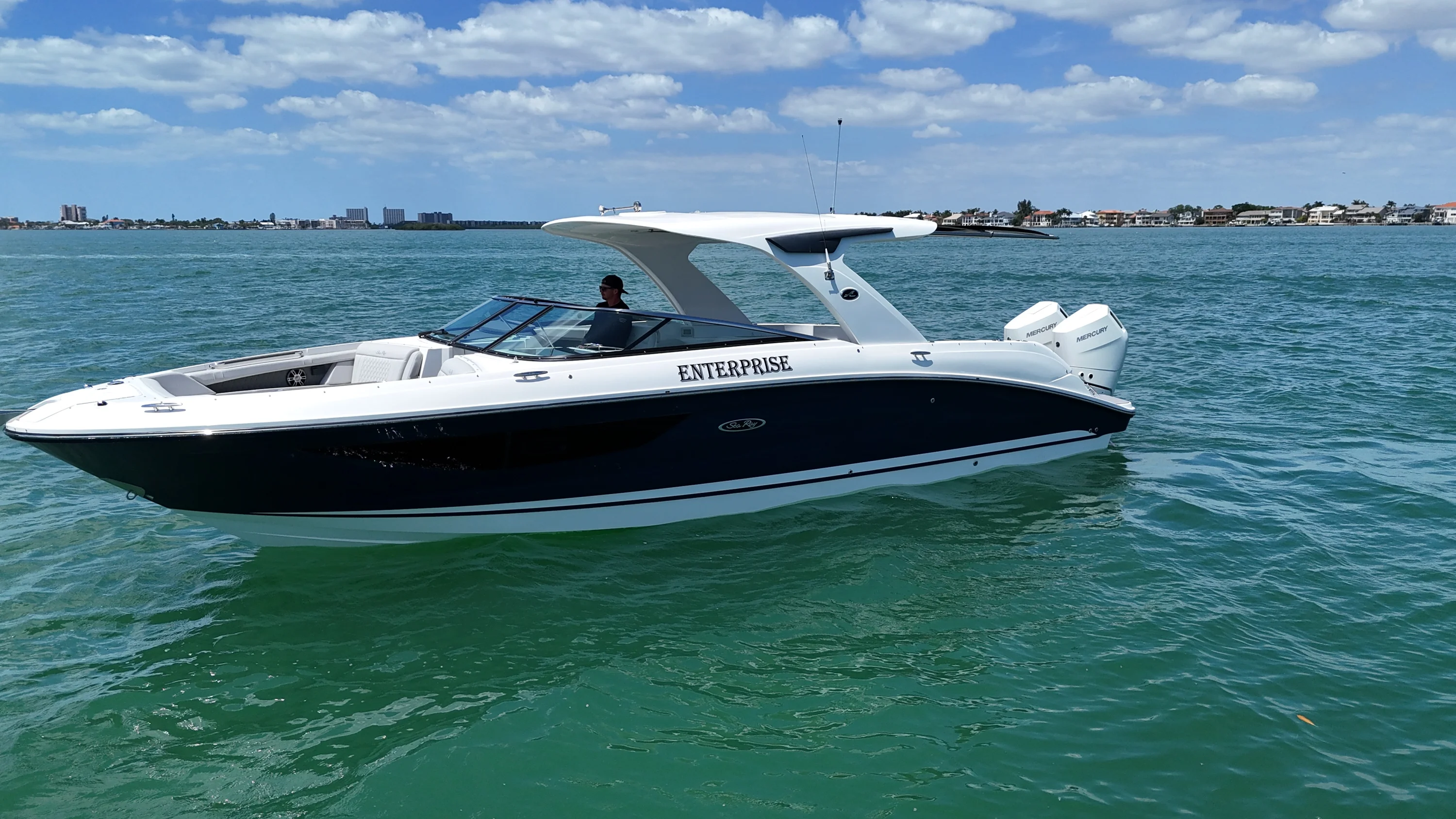 2024 Sea Ray SLX 350 OUTBOARD Image Thumbnail #0