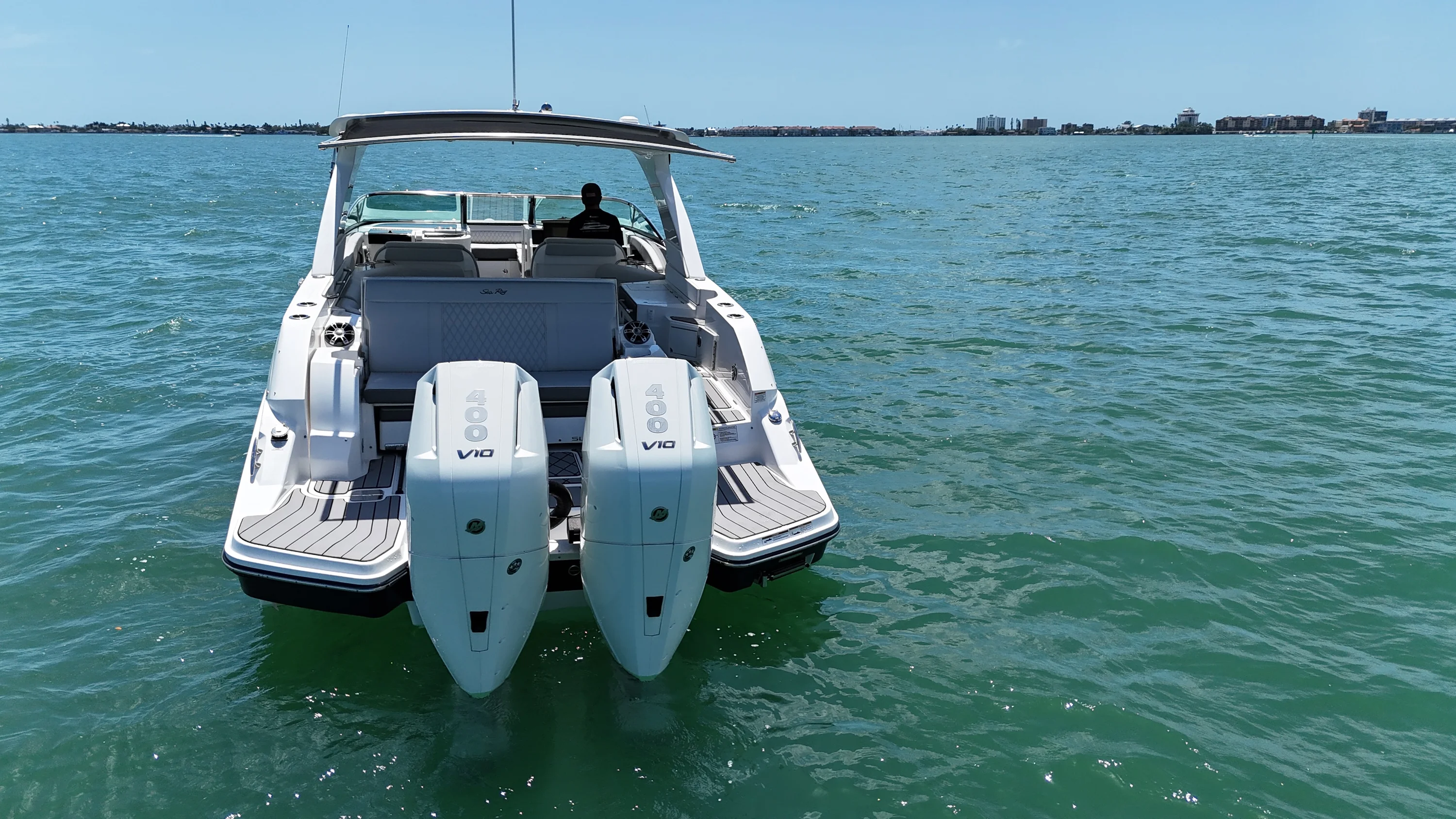 2024 Sea Ray SLX 350 OUTBOARD Image Thumbnail #7