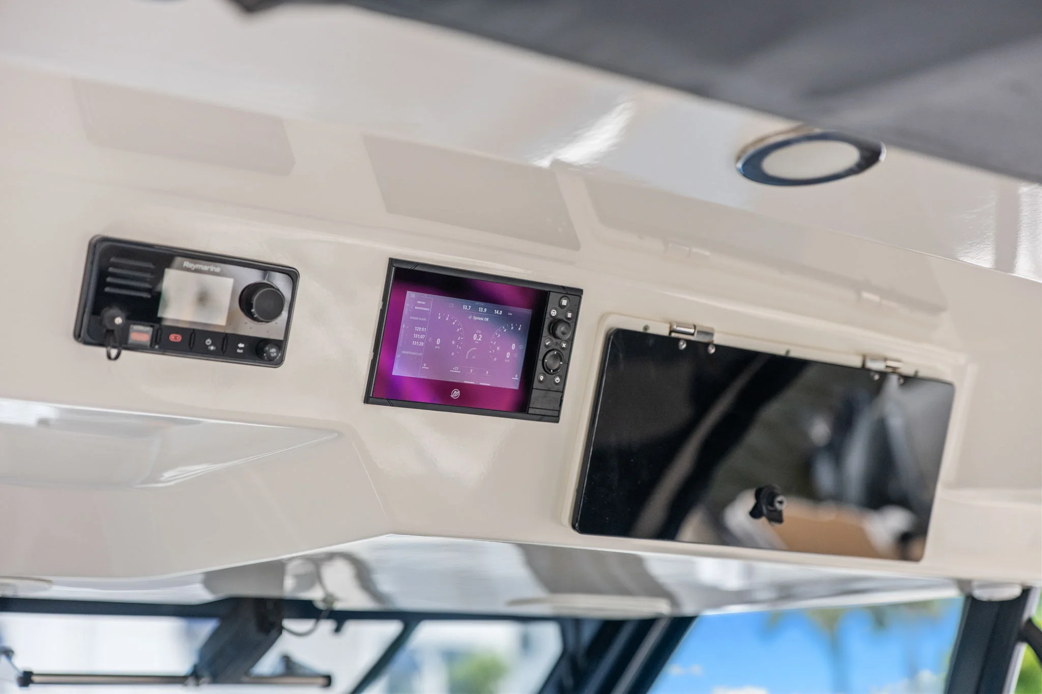 2022 Boston Whaler 350 REALM Image Thumbnail #29