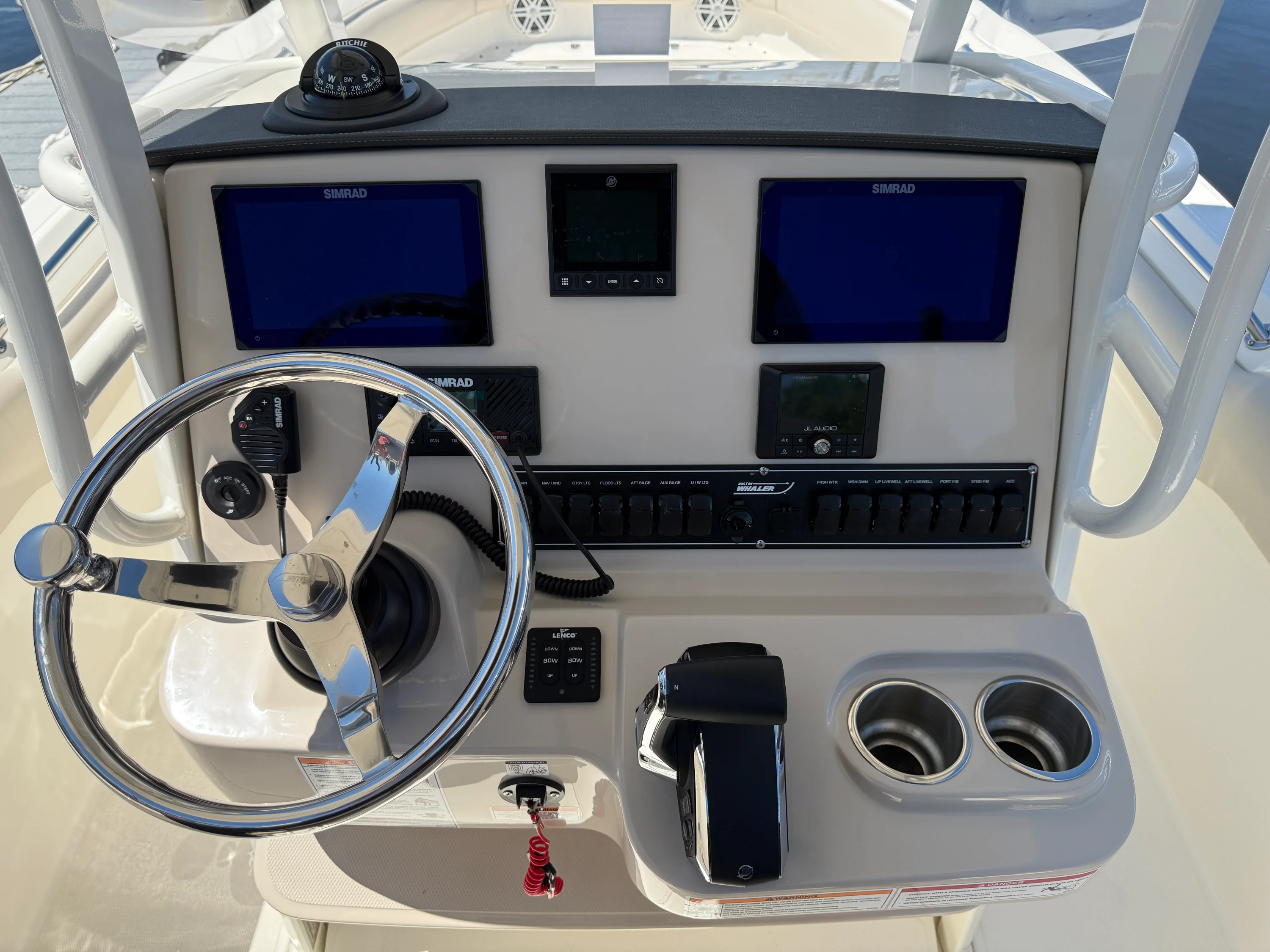 2024 Boston Whaler 230 OUTRAGE Image Thumbnail #21