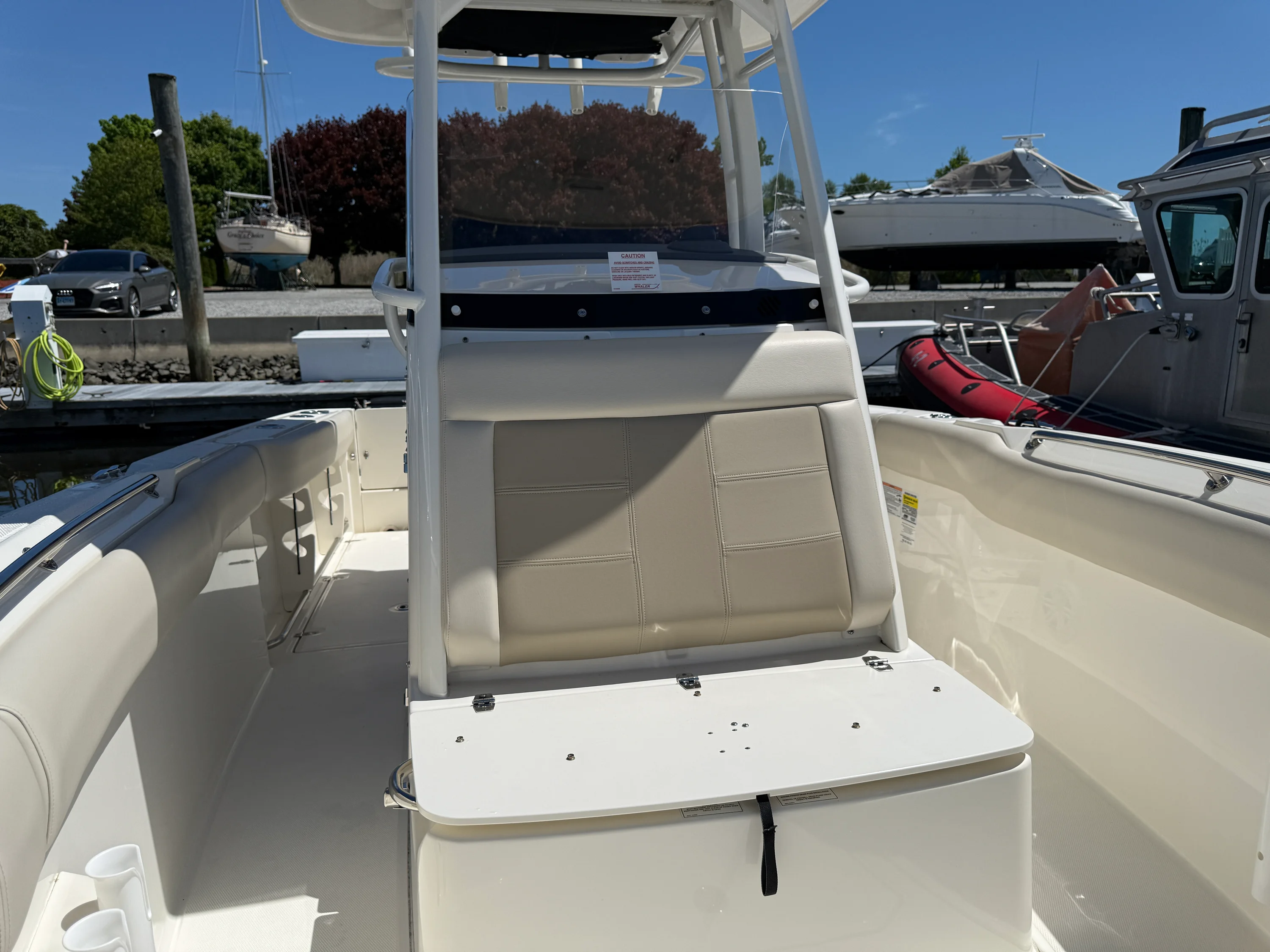 2024 Boston Whaler 230 OUTRAGE Image Thumbnail #19