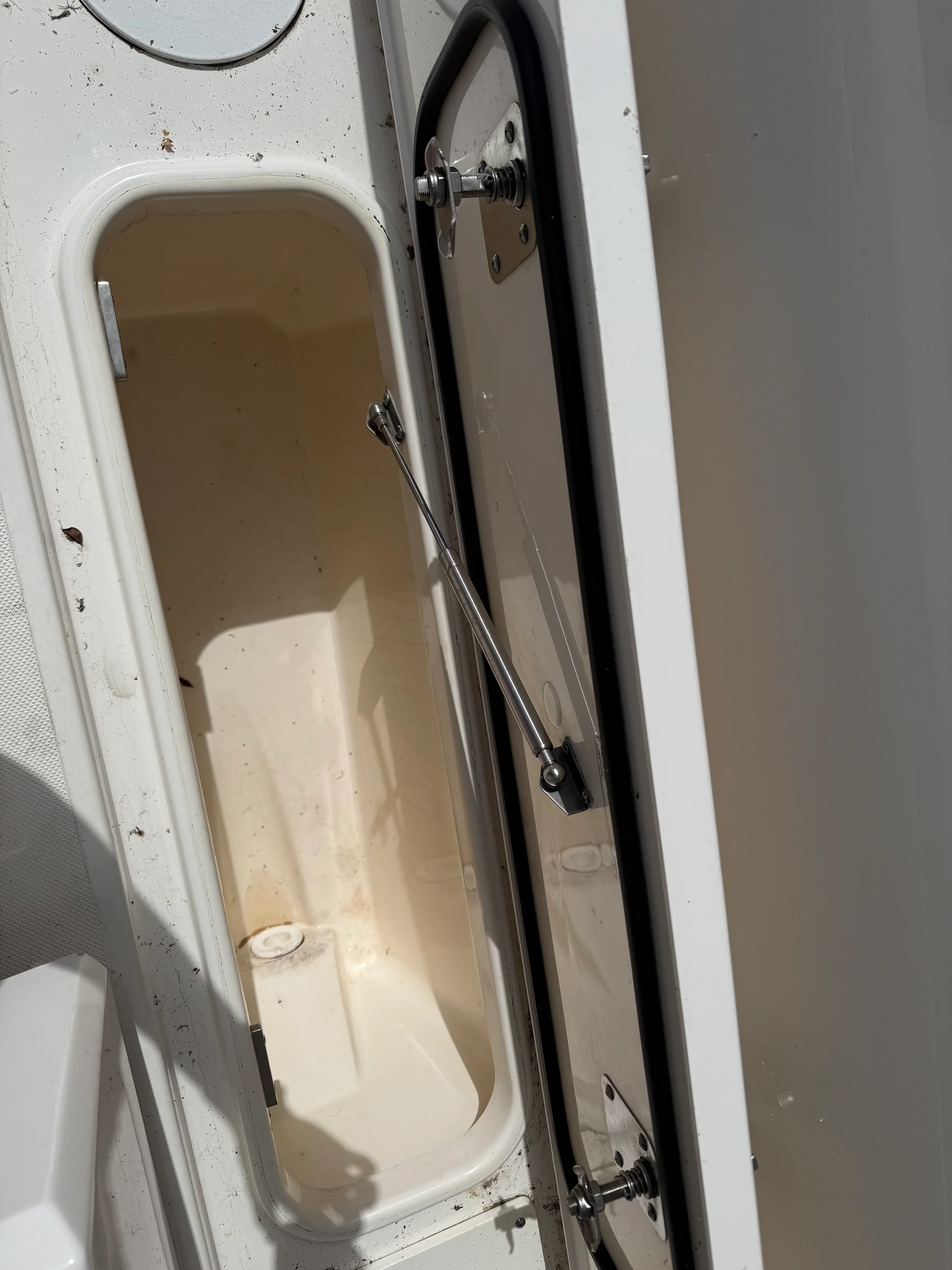 2024 Tiara Yachts 38LS Image Thumbnail #48