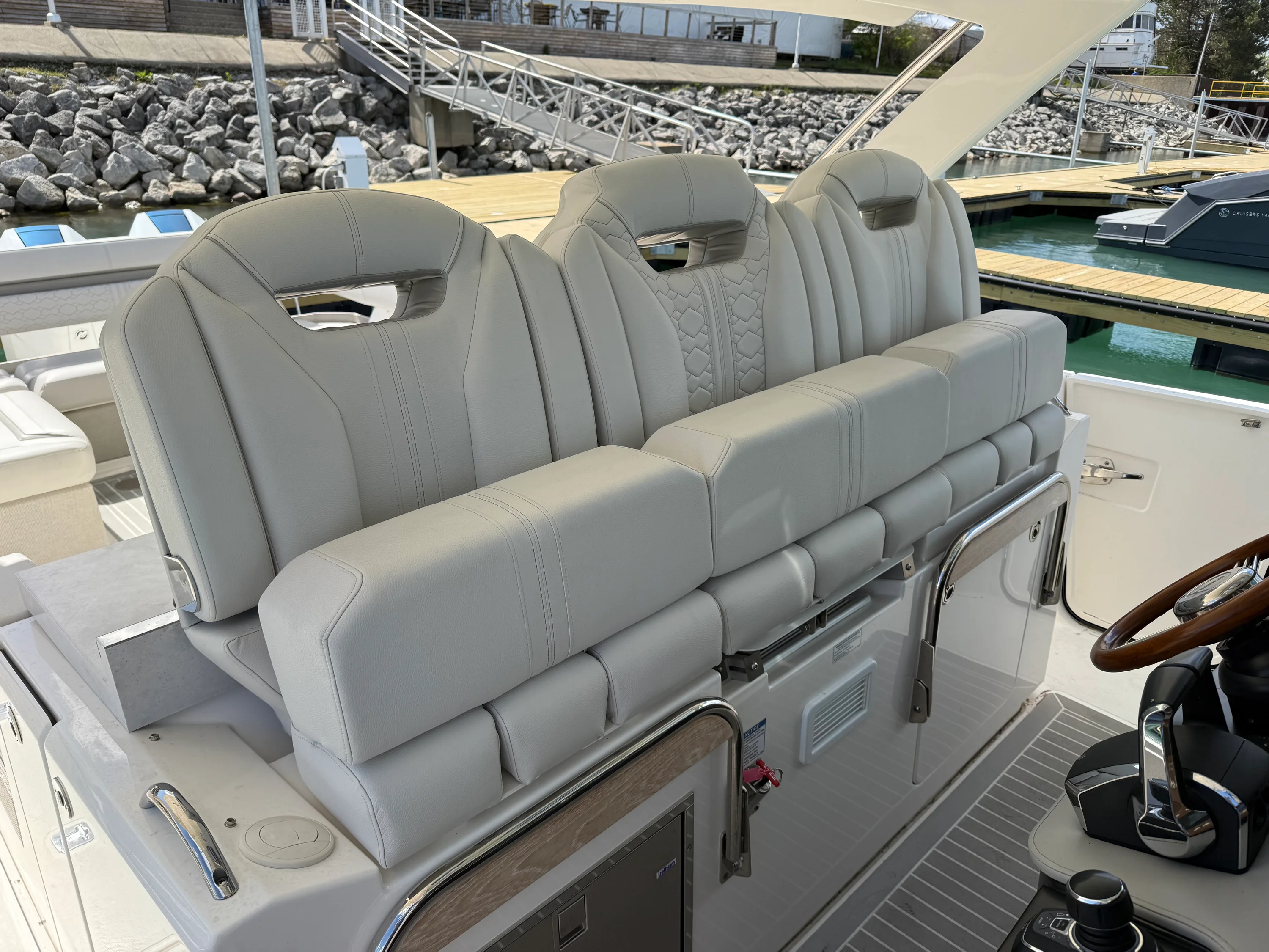 2024 Tiara Yachts 38LS Image Thumbnail #30
