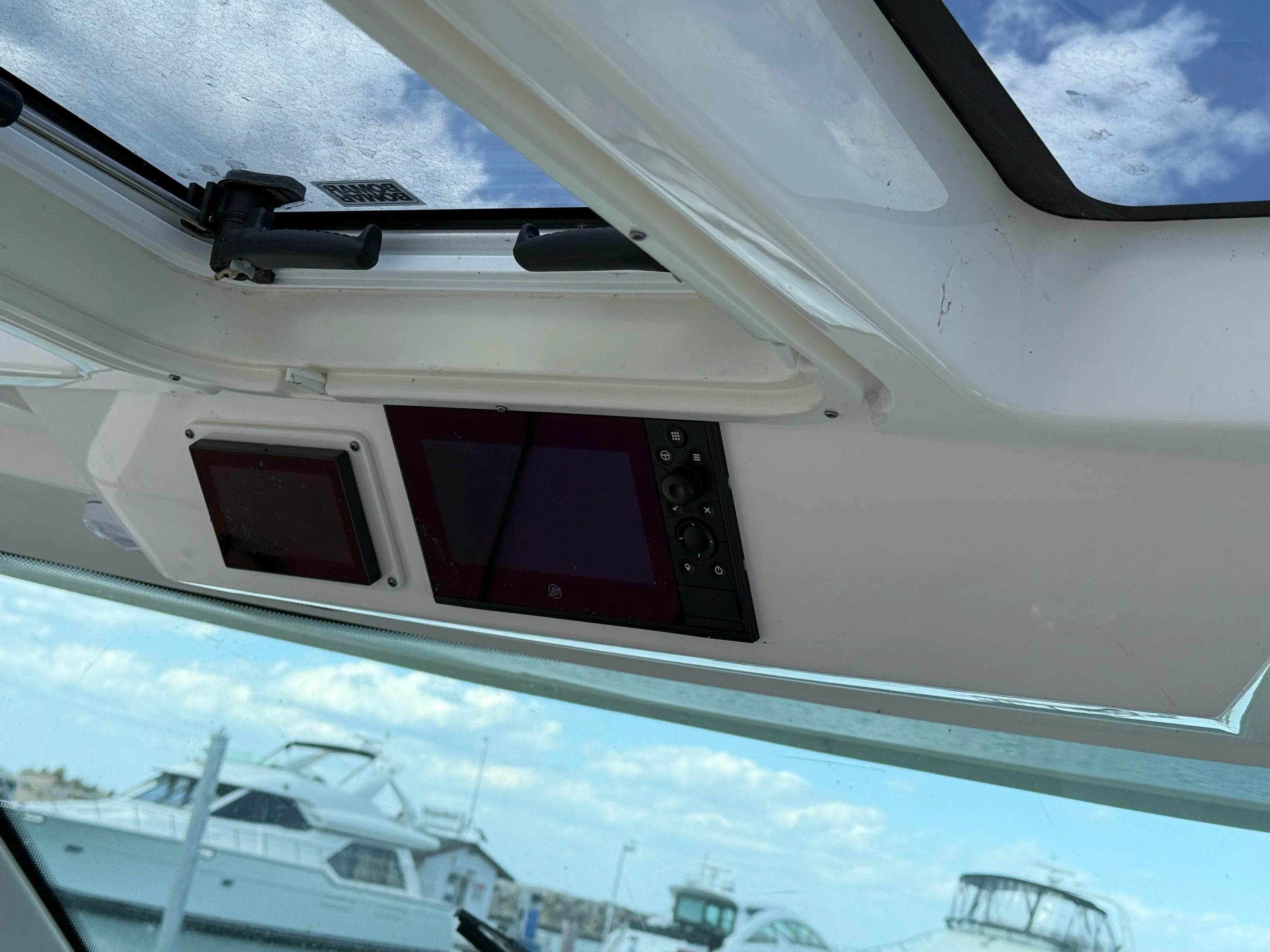 2024 Tiara Yachts 38LS Image Thumbnail #22
