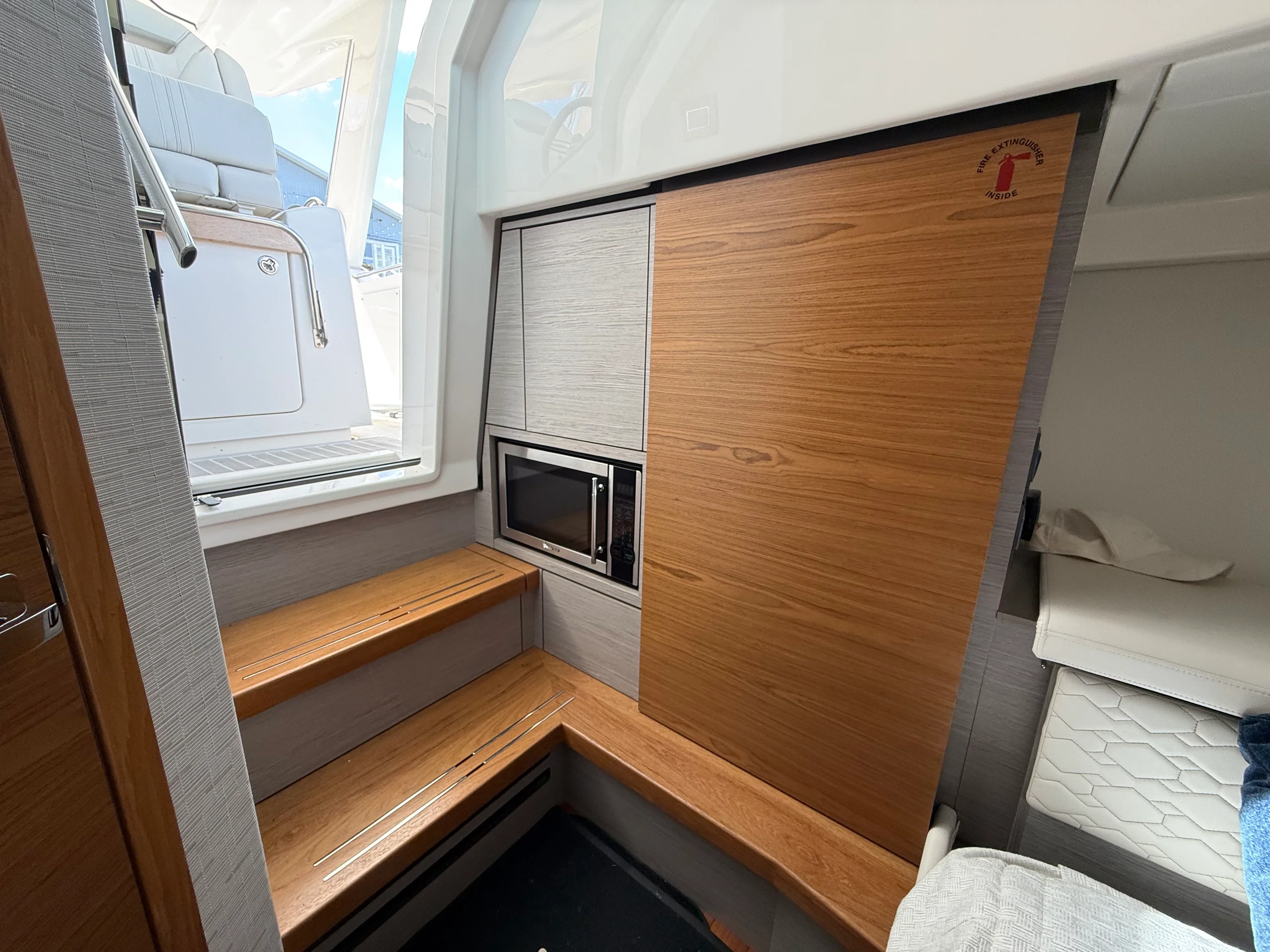 2024 Tiara Yachts 38LS Image Thumbnail #42