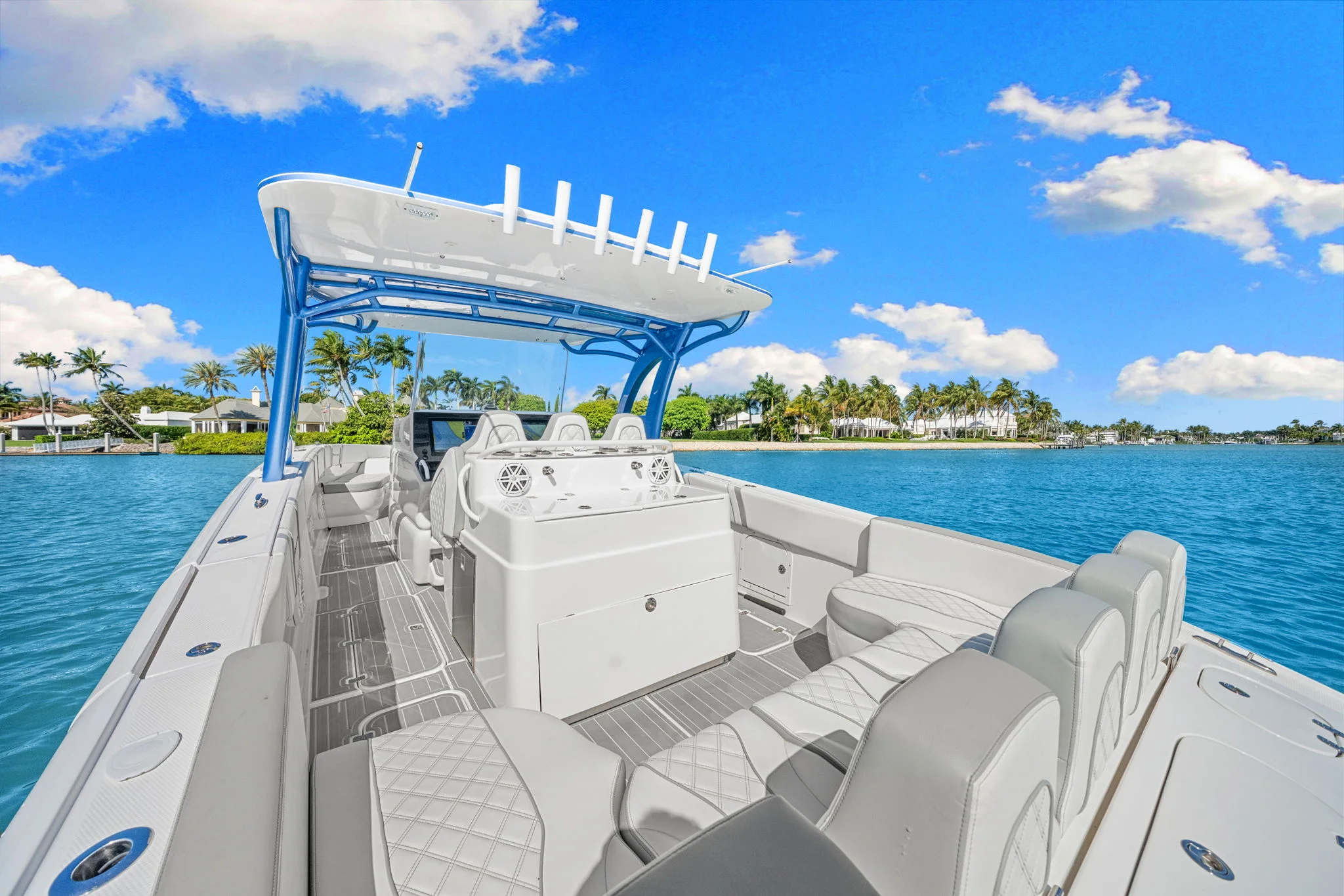 2020 Midnight Express 37 OPEN Image Thumbnail #25