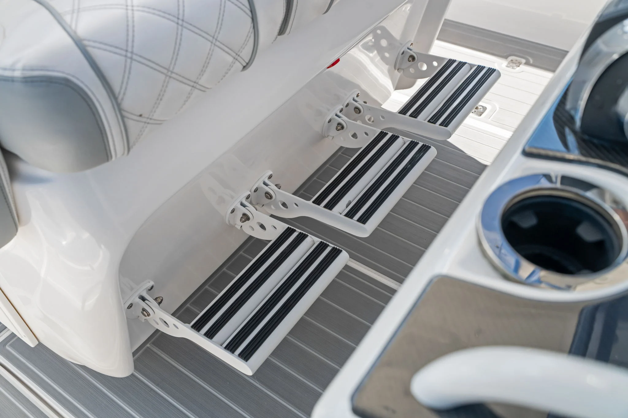 2020 Midnight Express 37 OPEN Image Thumbnail #34