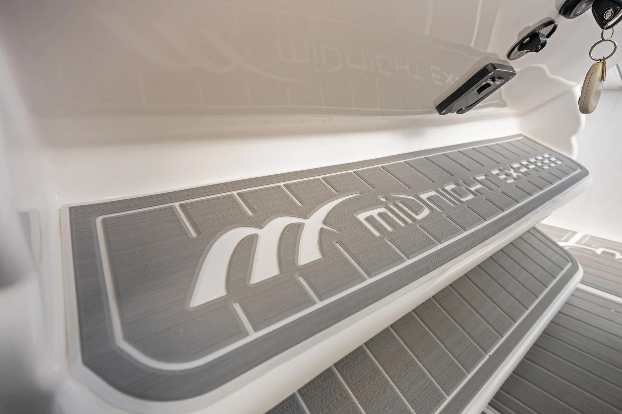 2020 Midnight Express 37 OPEN Image Thumbnail #36