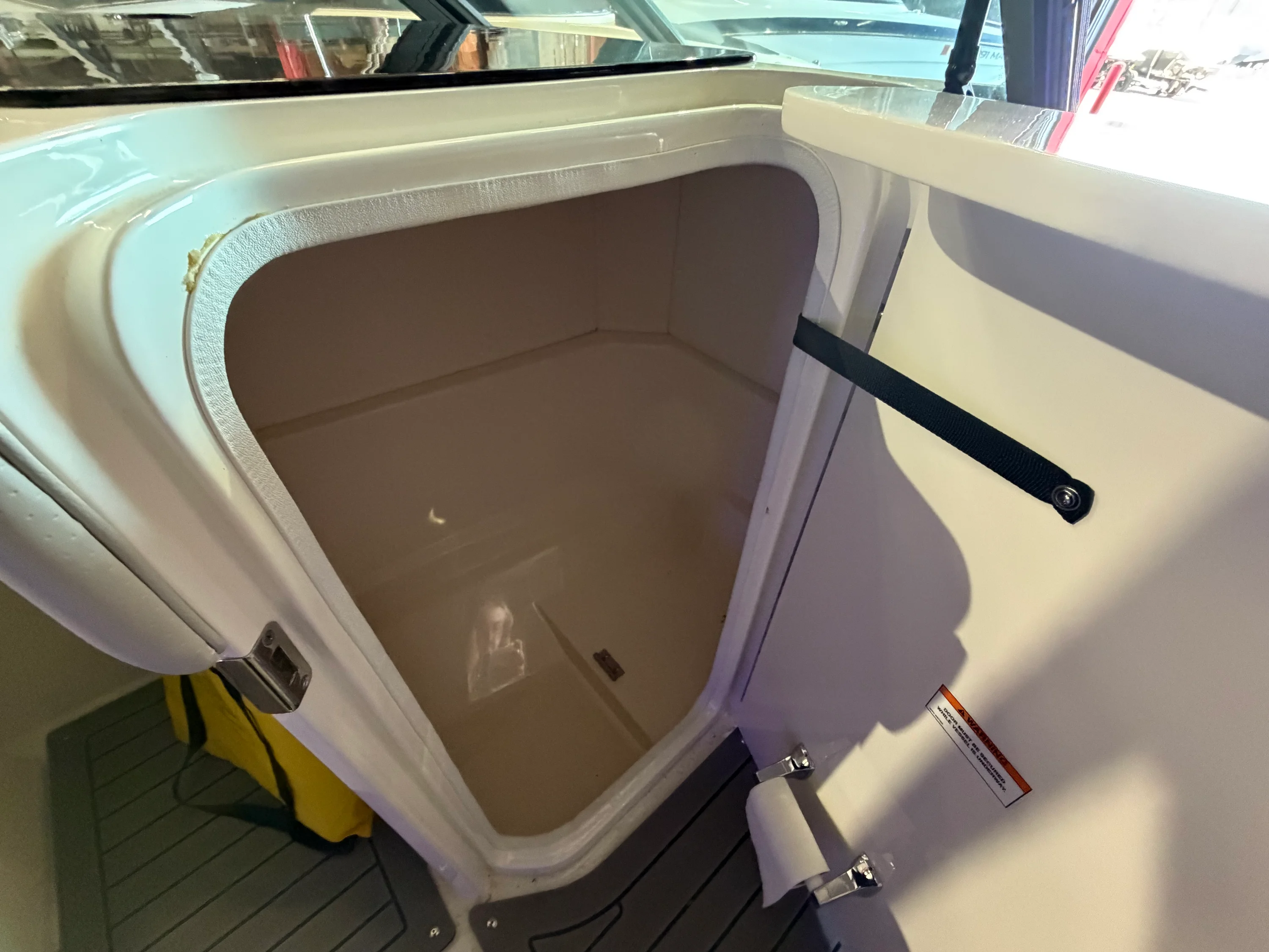 2020 Sea Ray SPX 230 Image Thumbnail #33