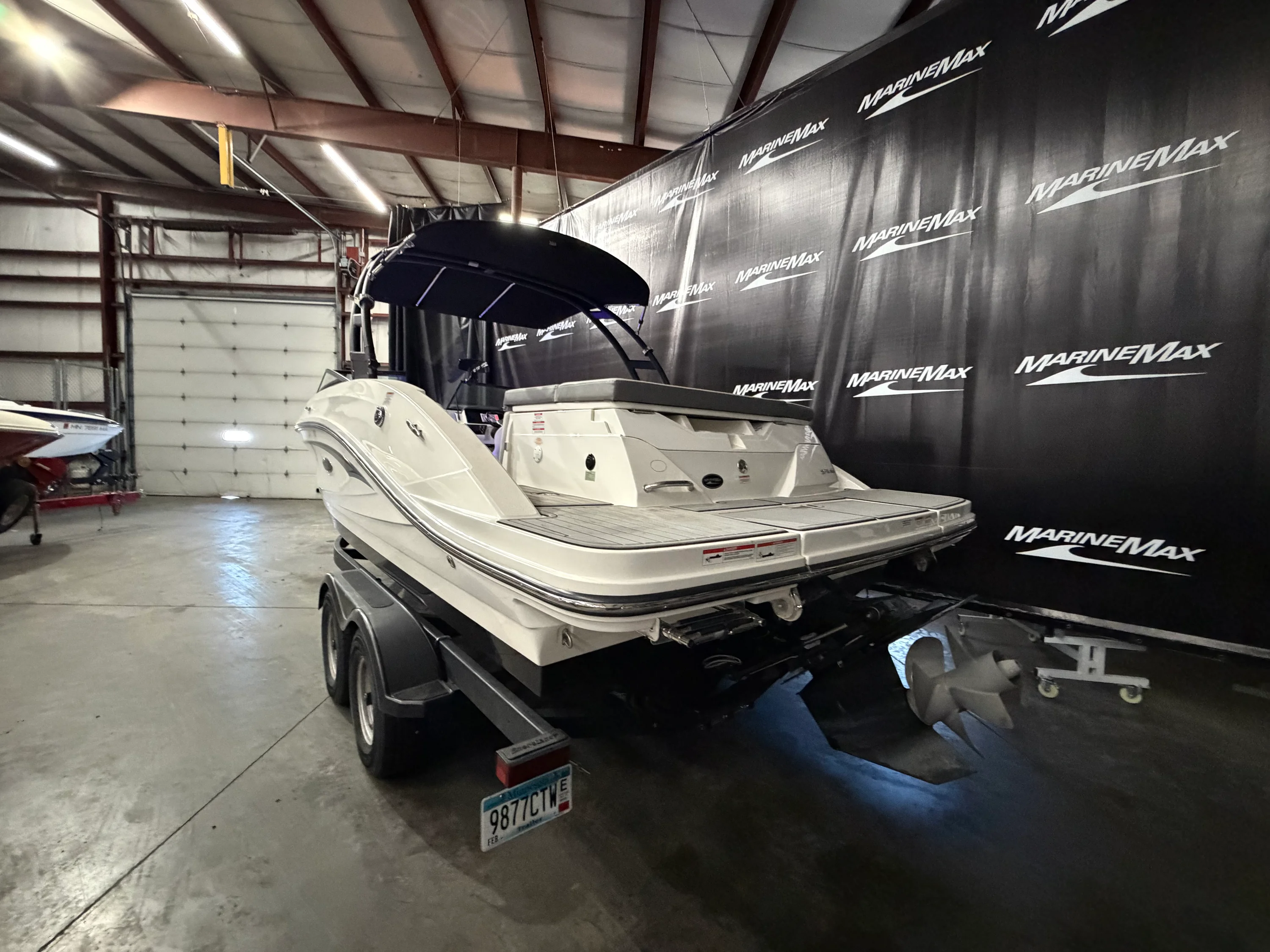 2020 Sea Ray SPX 230 Image Thumbnail #6