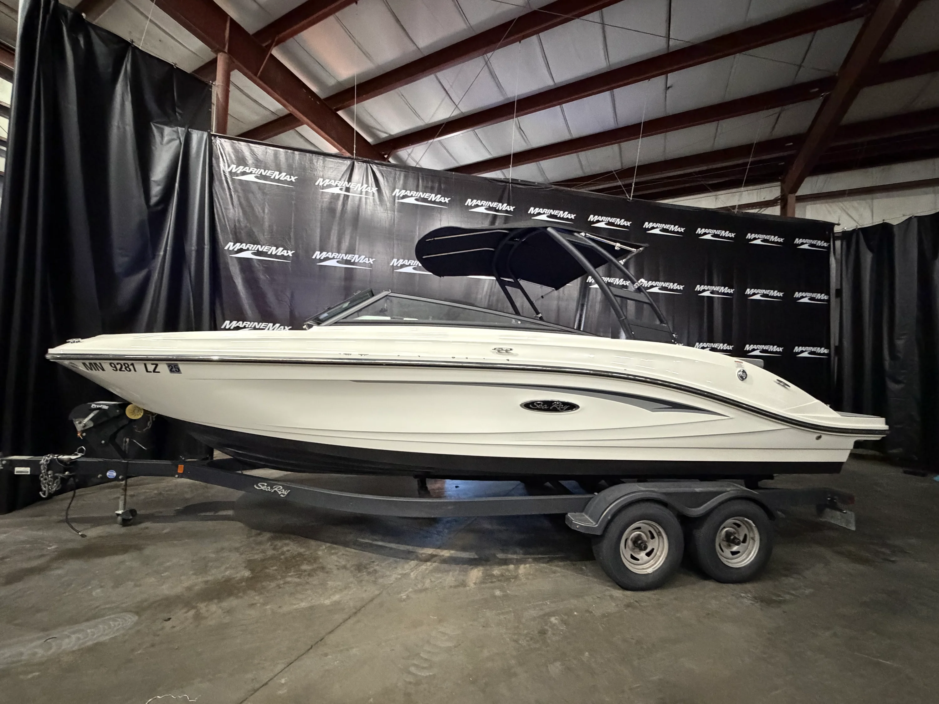 2020 Sea Ray SPX 230 Image Thumbnail #0