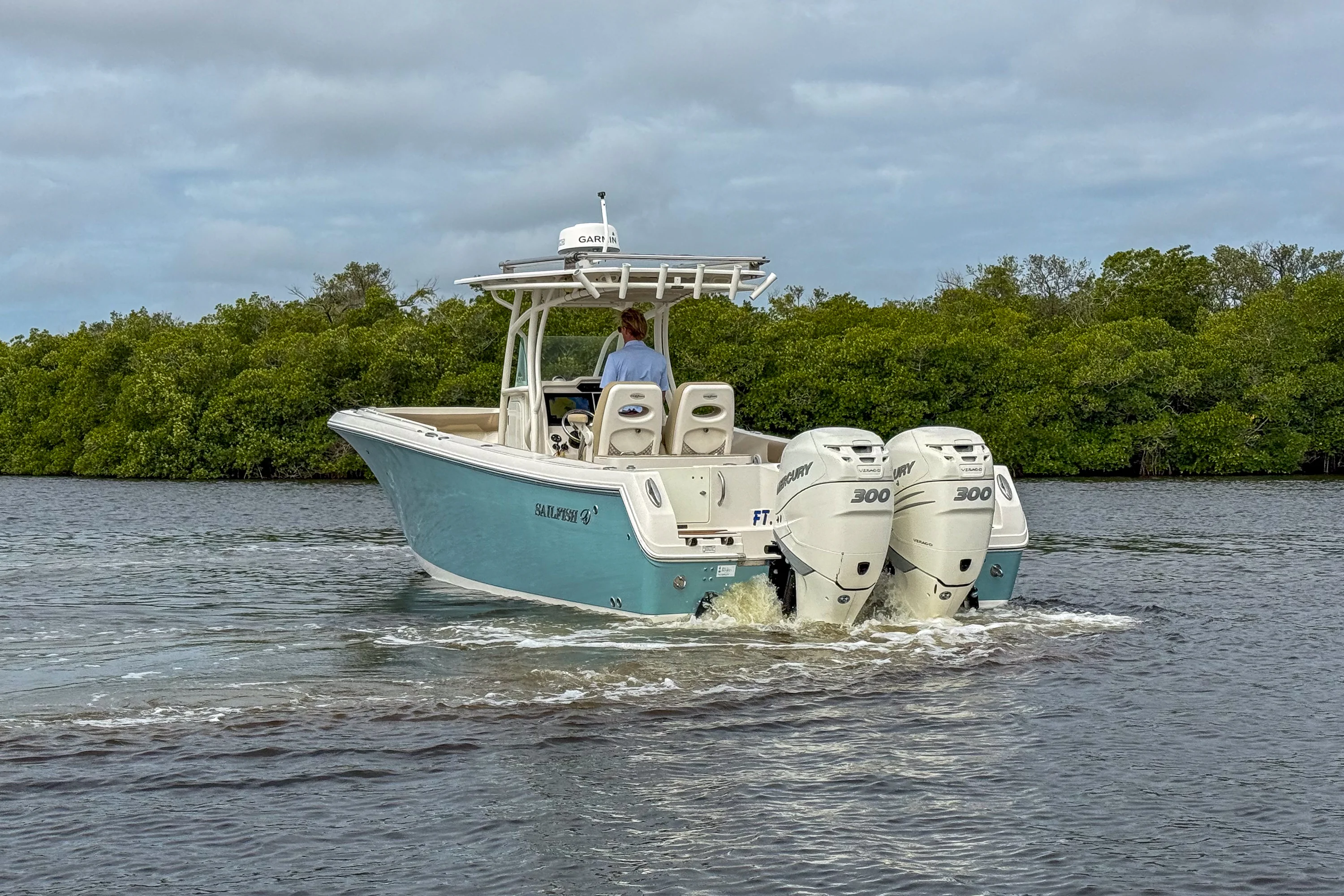 2018 Sailfish 320 CC Image Thumbnail #20