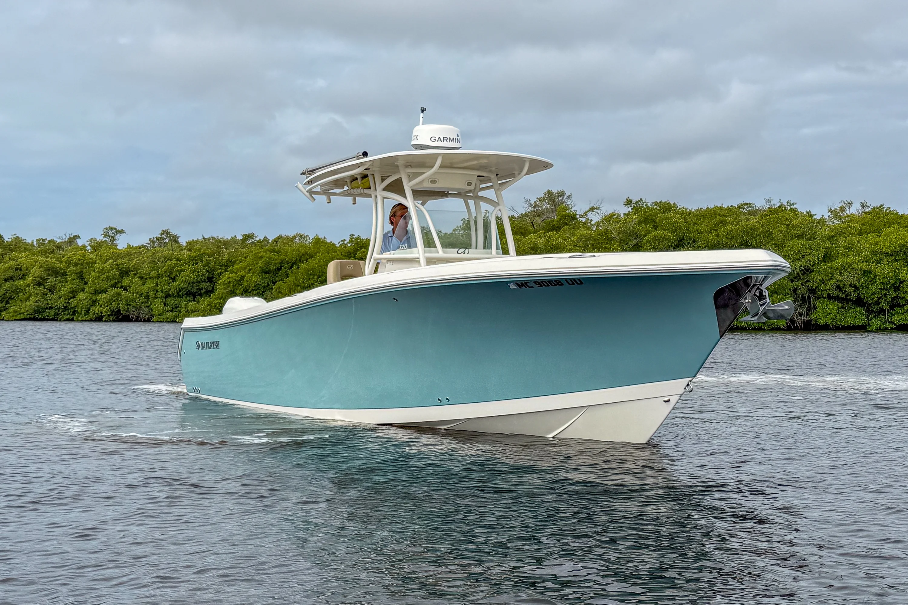 2018 Sailfish 320 CC Image Thumbnail #11