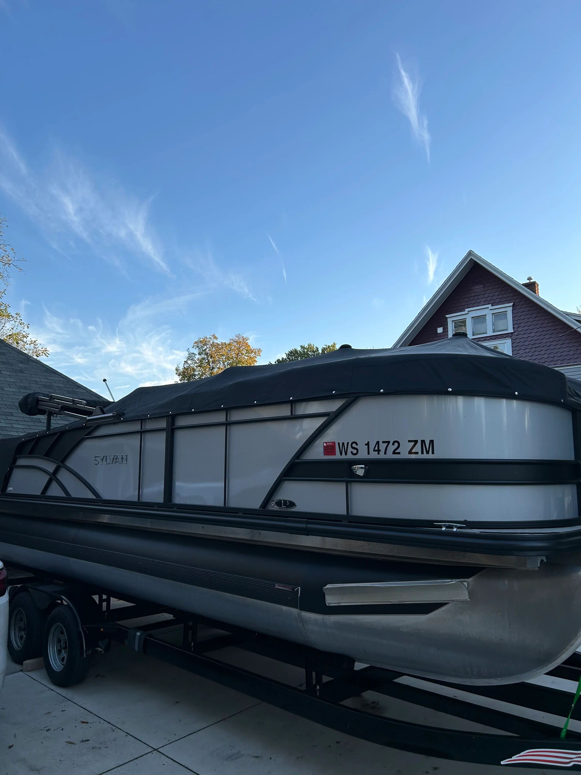 2022 Sylvan L3 DLZ TRITOON Image Thumbnail #2