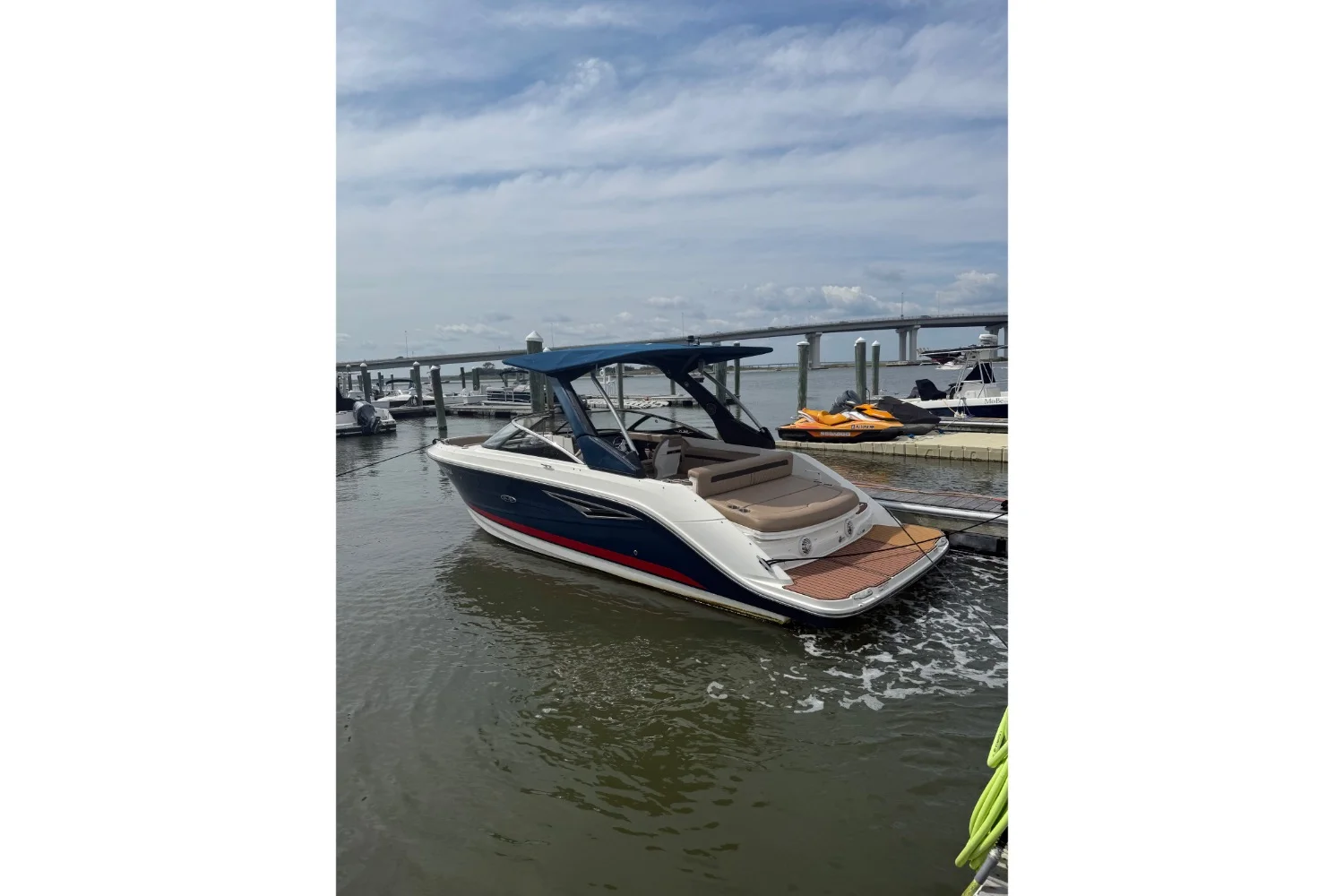 2017 Sea Ray 250 SLX Image Thumbnail #1