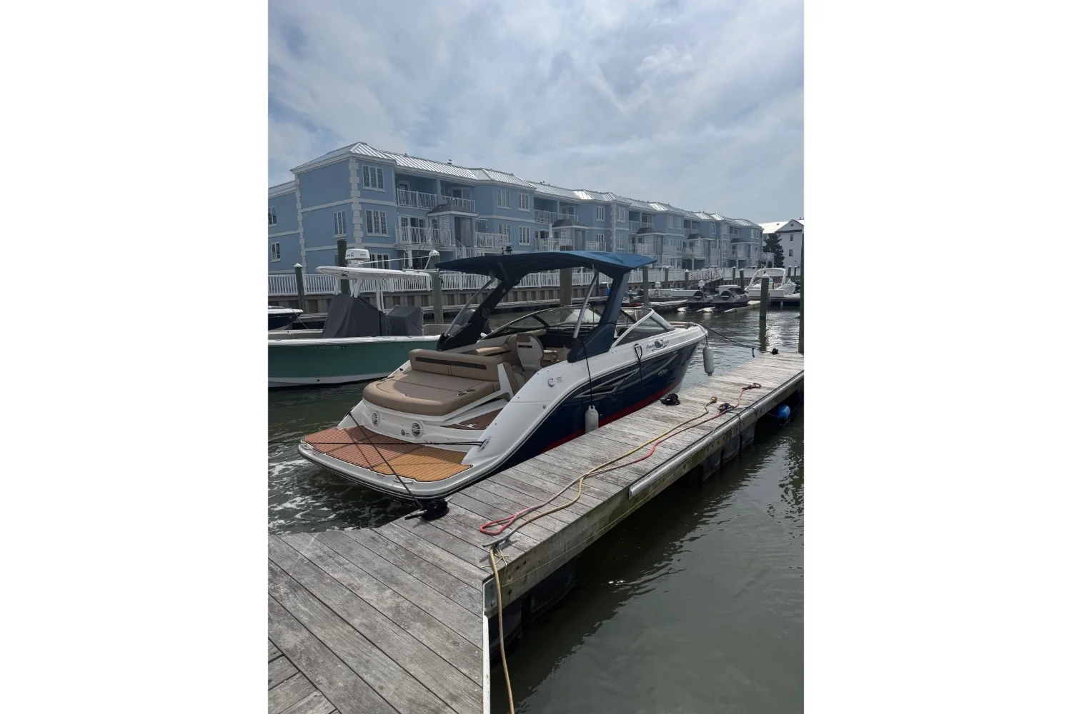 2017 Sea Ray 250 SLX Image Thumbnail #2