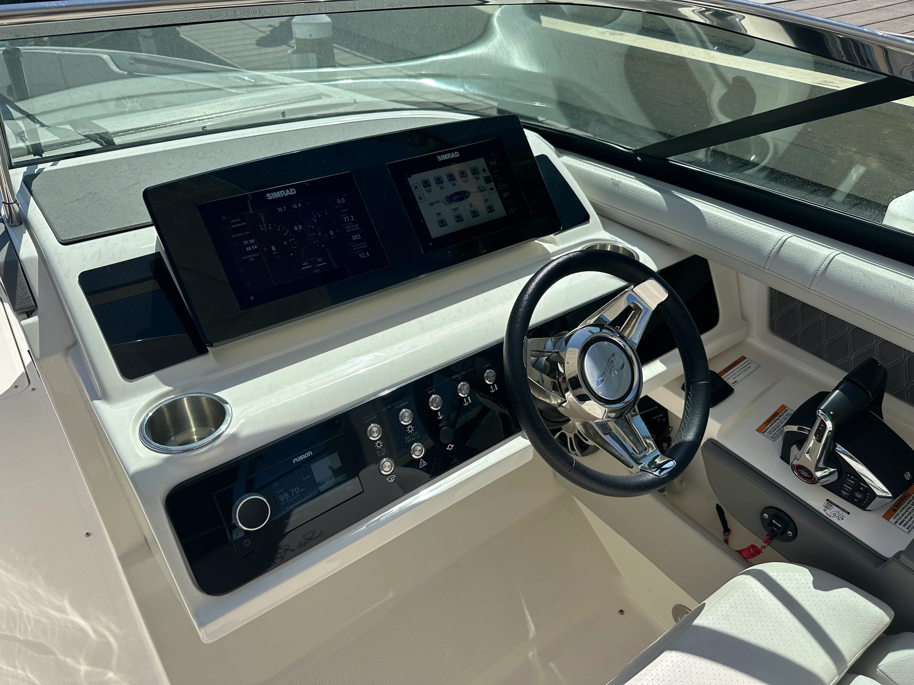 2023 Sea Ray 310 SLX OB Image Thumbnail #15