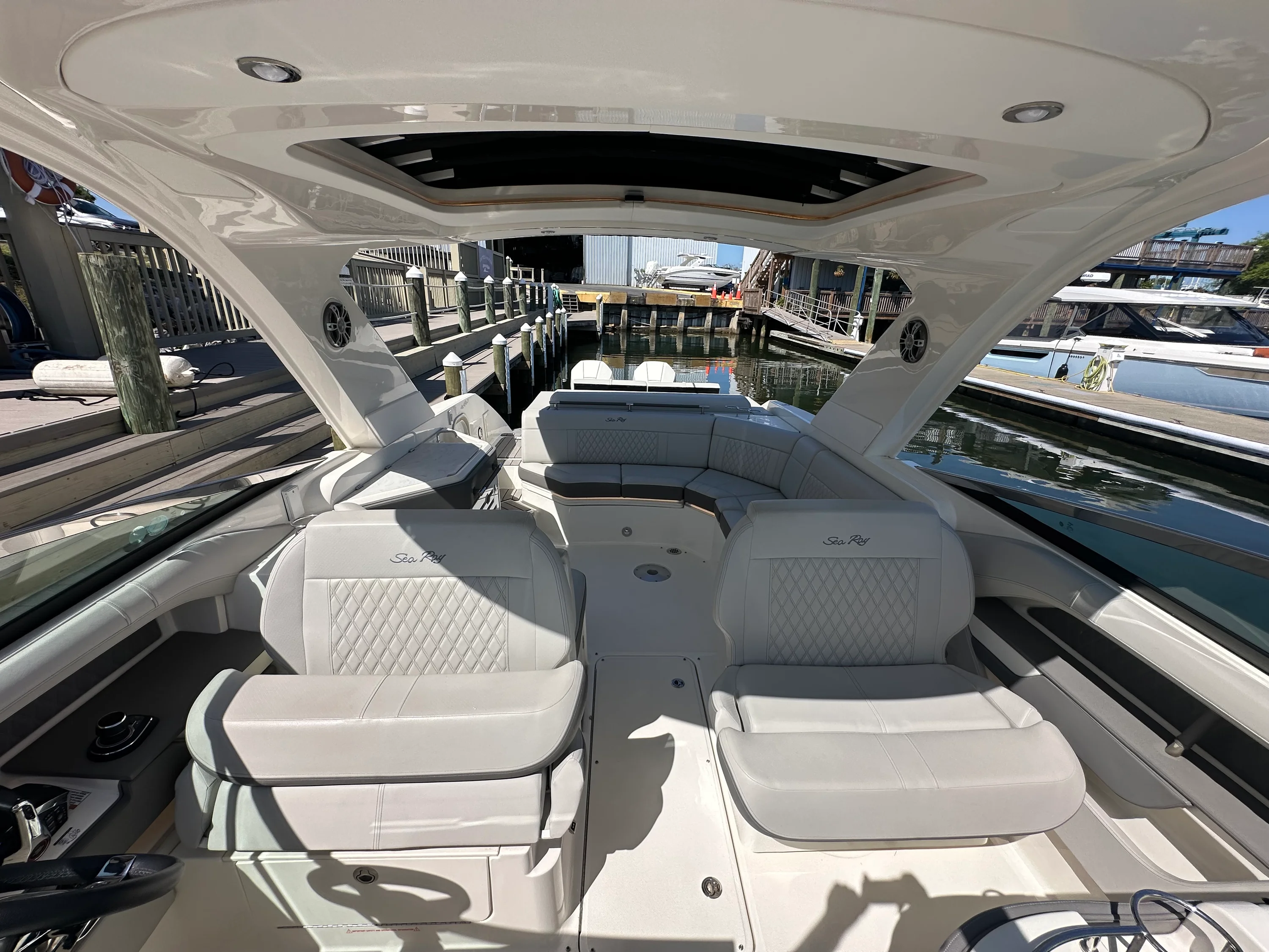 2023 Sea Ray 310 SLX OB Image Thumbnail #14
