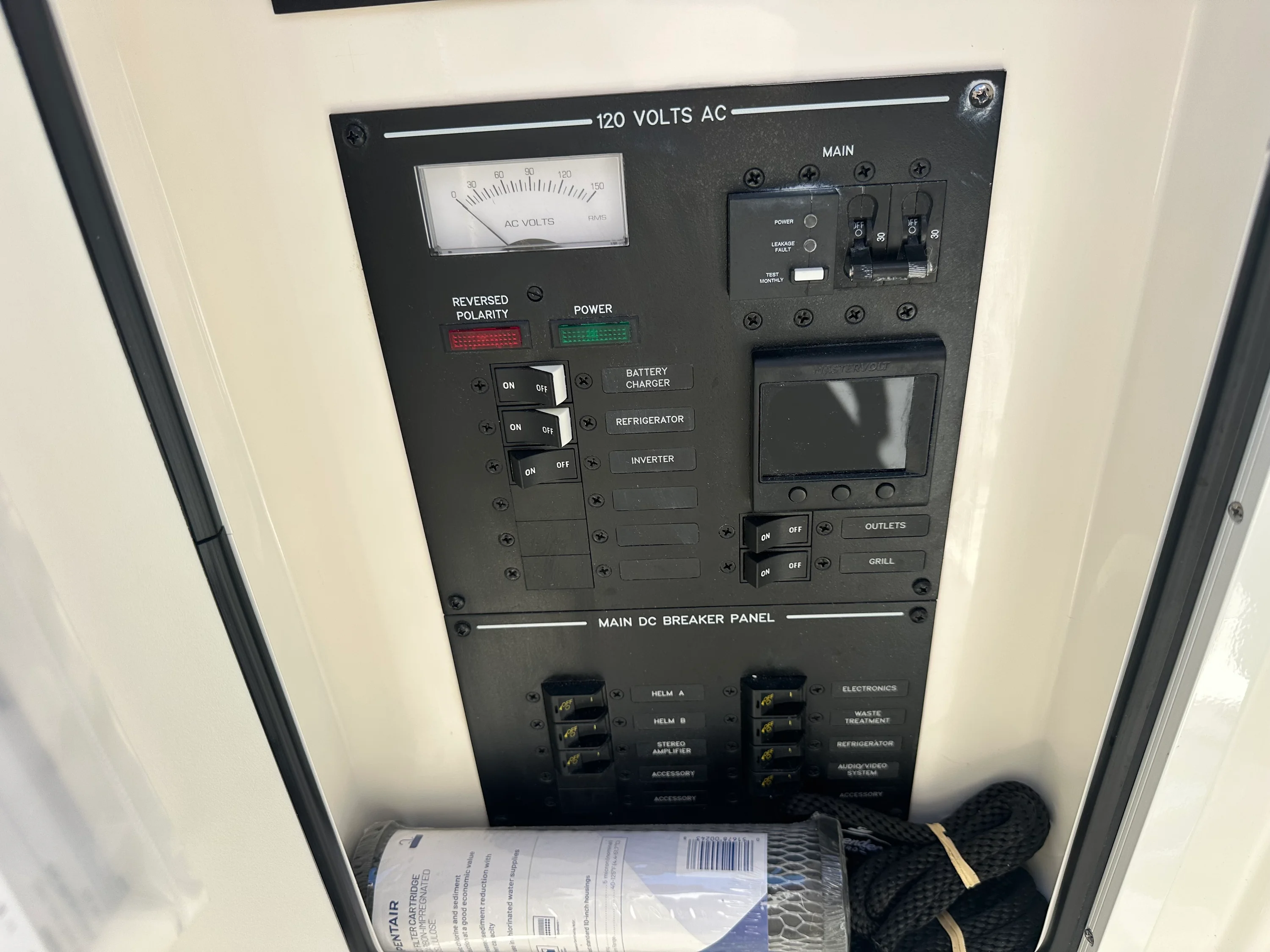 2023 Sea Ray 310 SLX OB Image Thumbnail #19