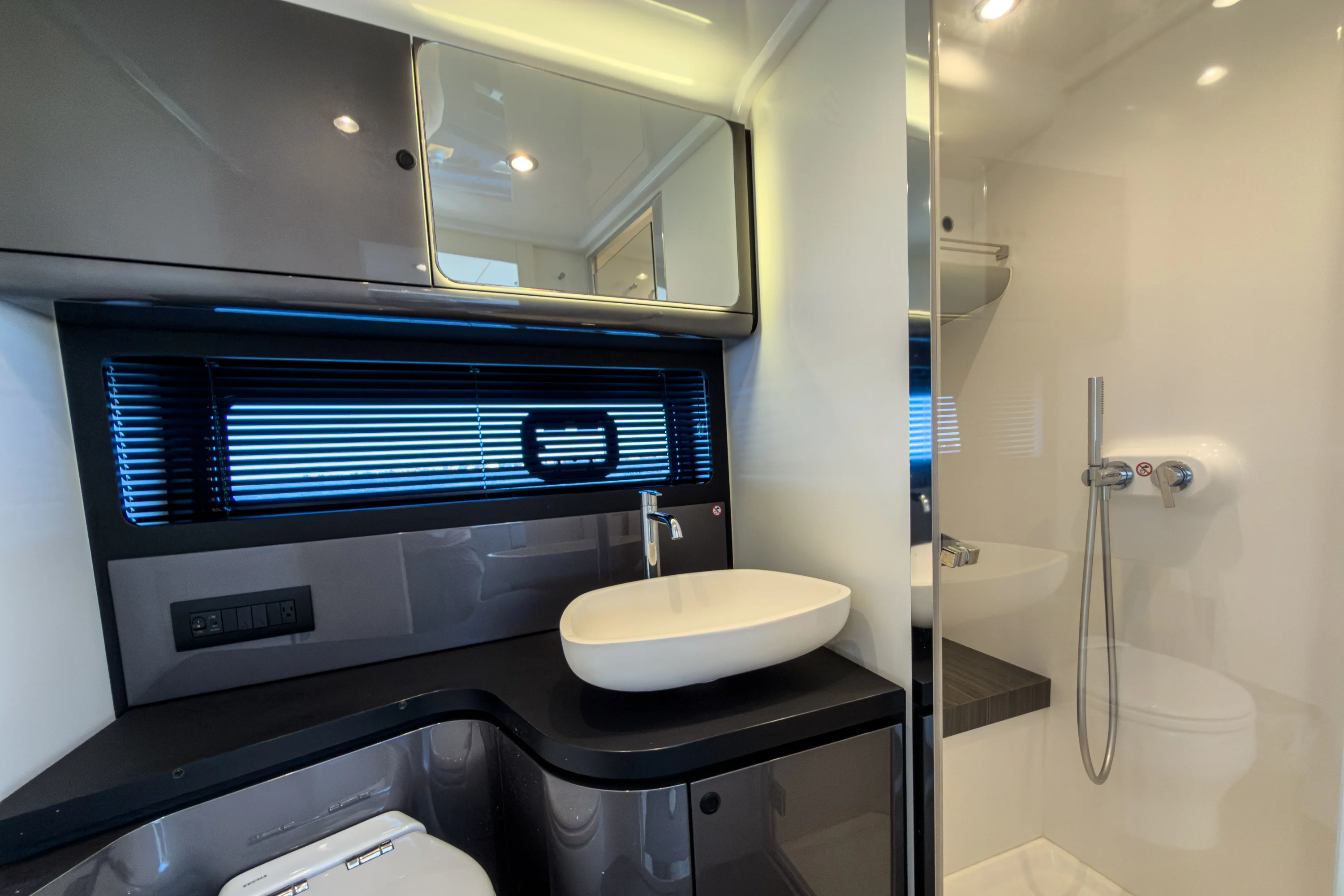 2024 Azimut 42 VERVE Image Thumbnail #37