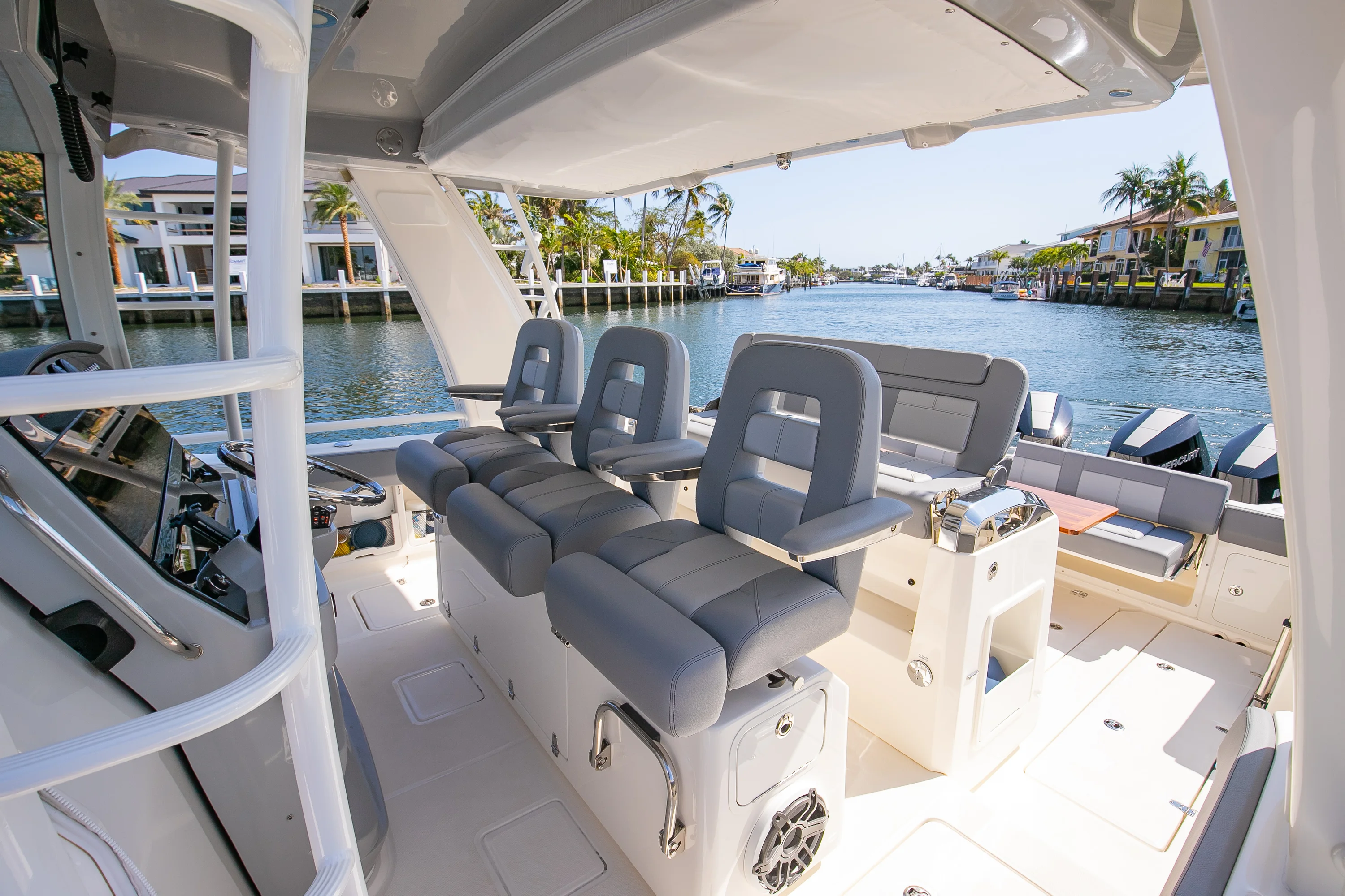 2024 Boston Whaler 420 Outrage Image Thumbnail #47