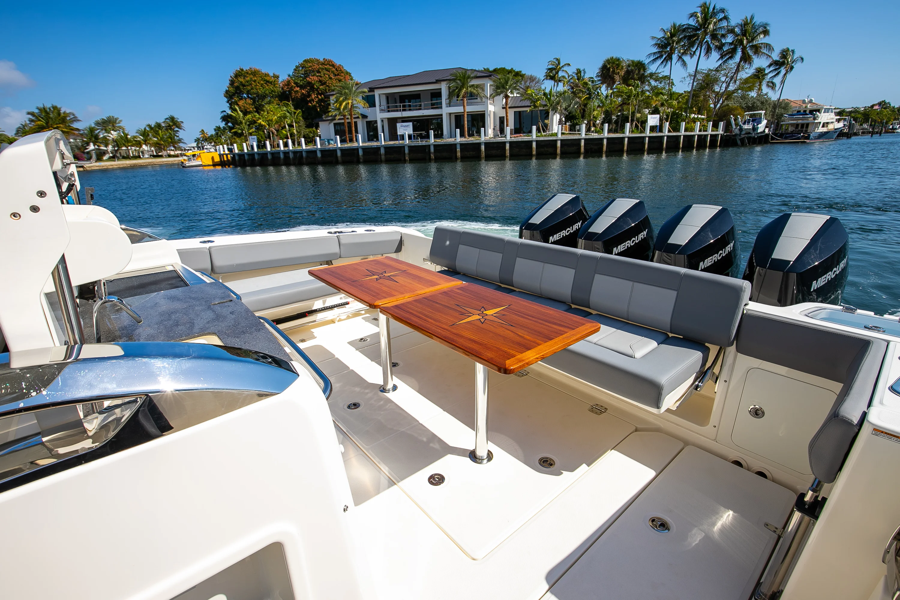 2024 Boston Whaler 420 Outrage Image Thumbnail #23