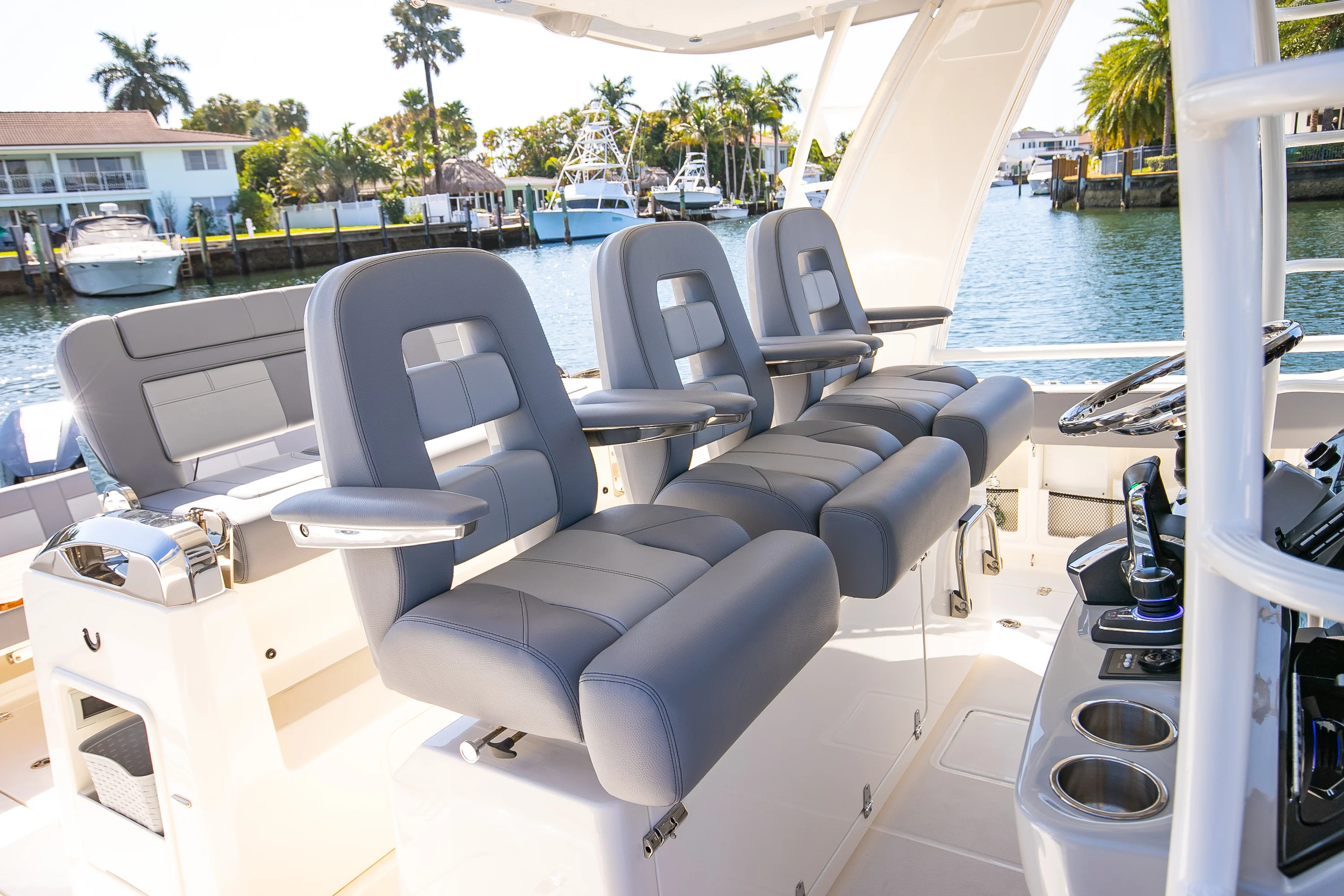 2024 Boston Whaler 420 Outrage Image Thumbnail #49