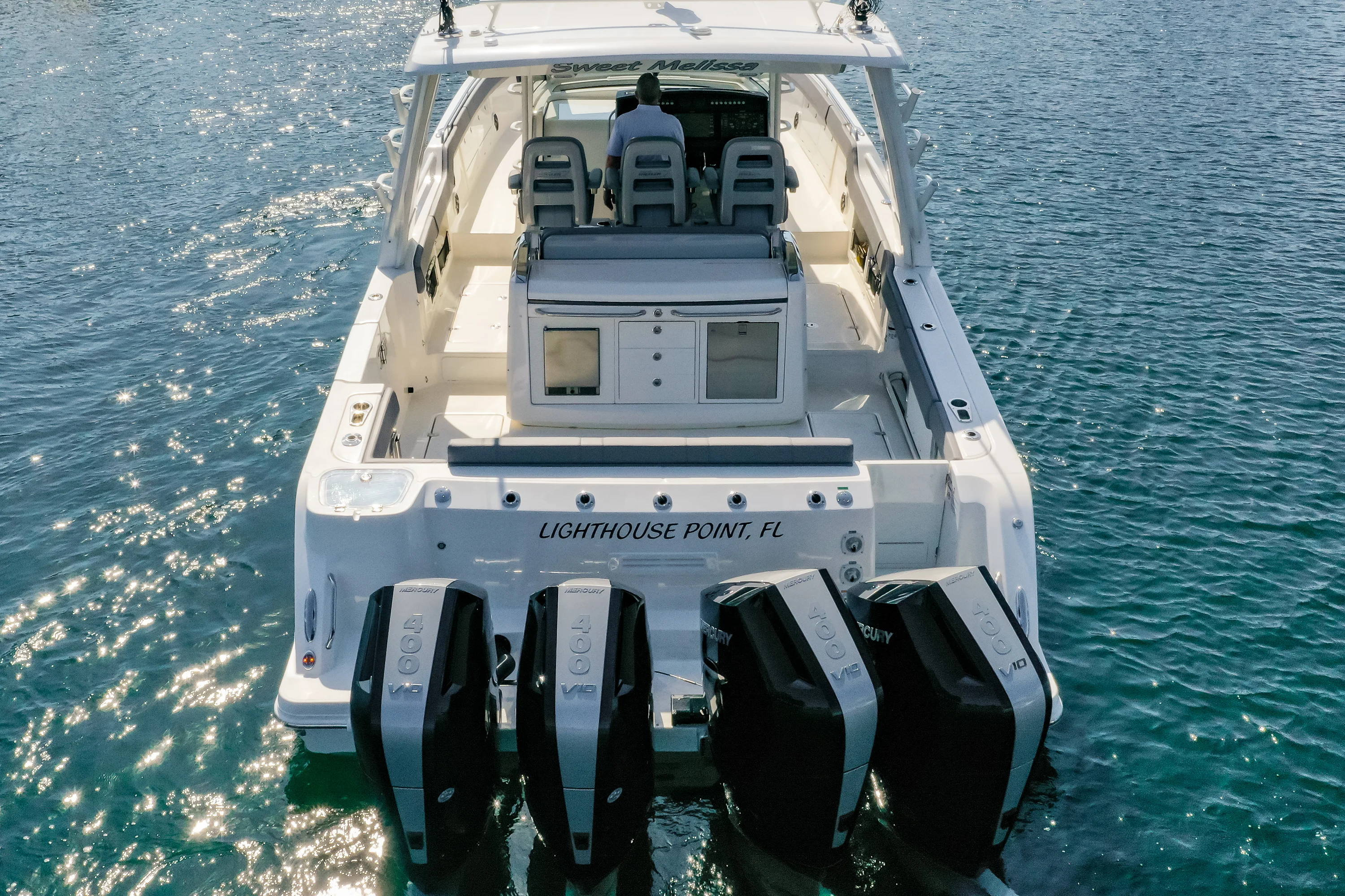 2024 Boston Whaler 420 Outrage Image Thumbnail #5