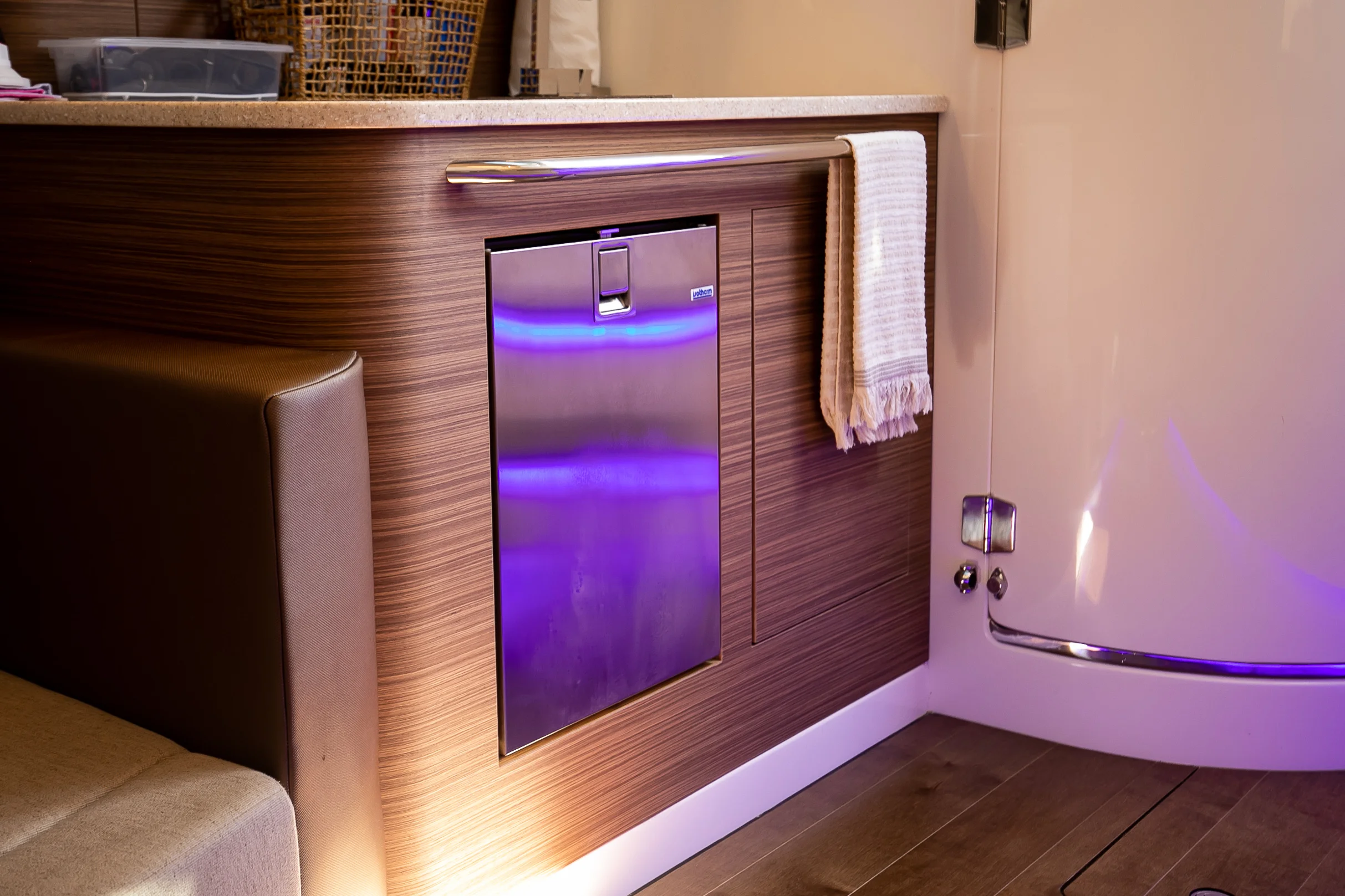 2024 Boston Whaler 420 Outrage Image Thumbnail #92